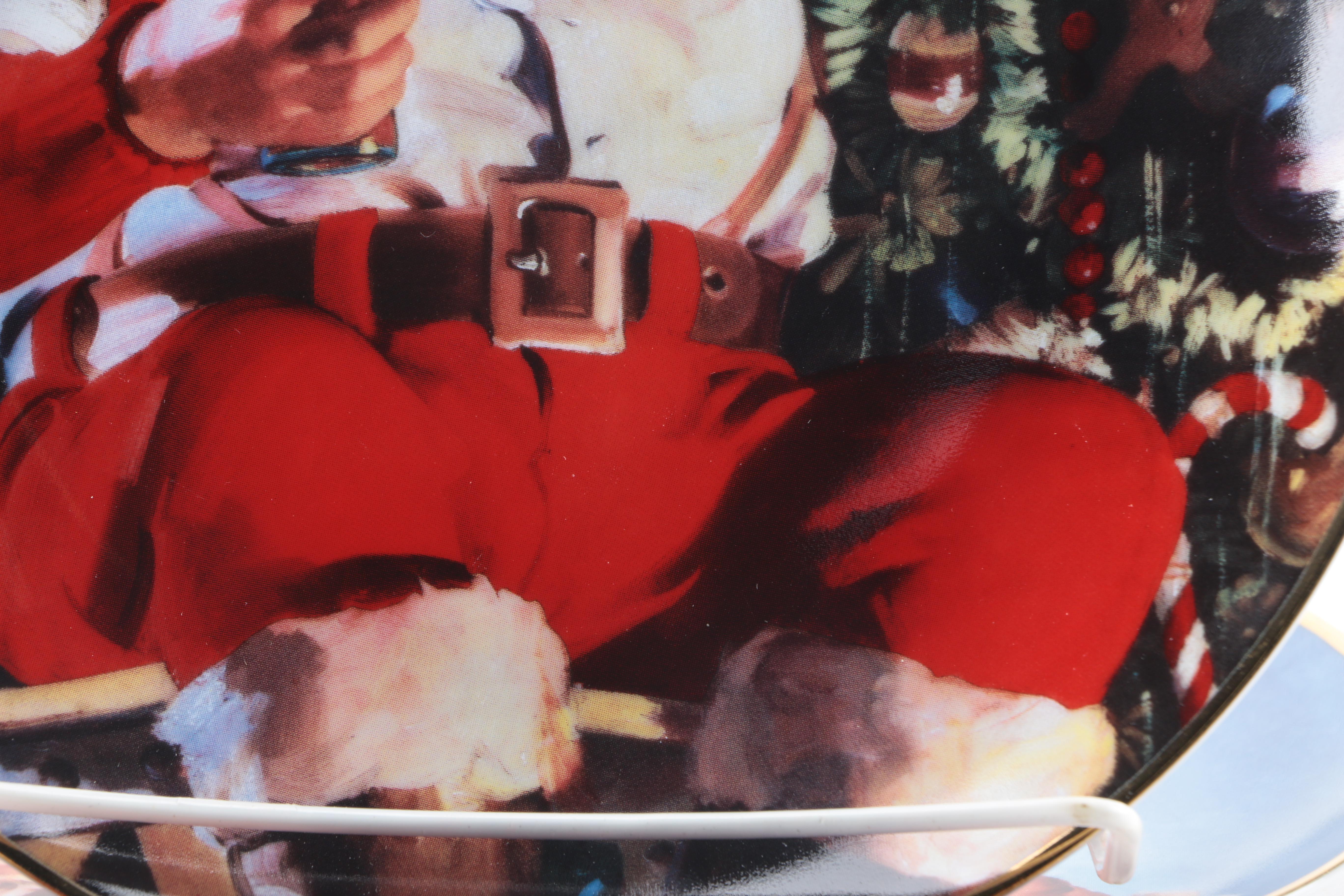 Coca Cola Limited Edition Fine Porcelain Santa Claus Plates