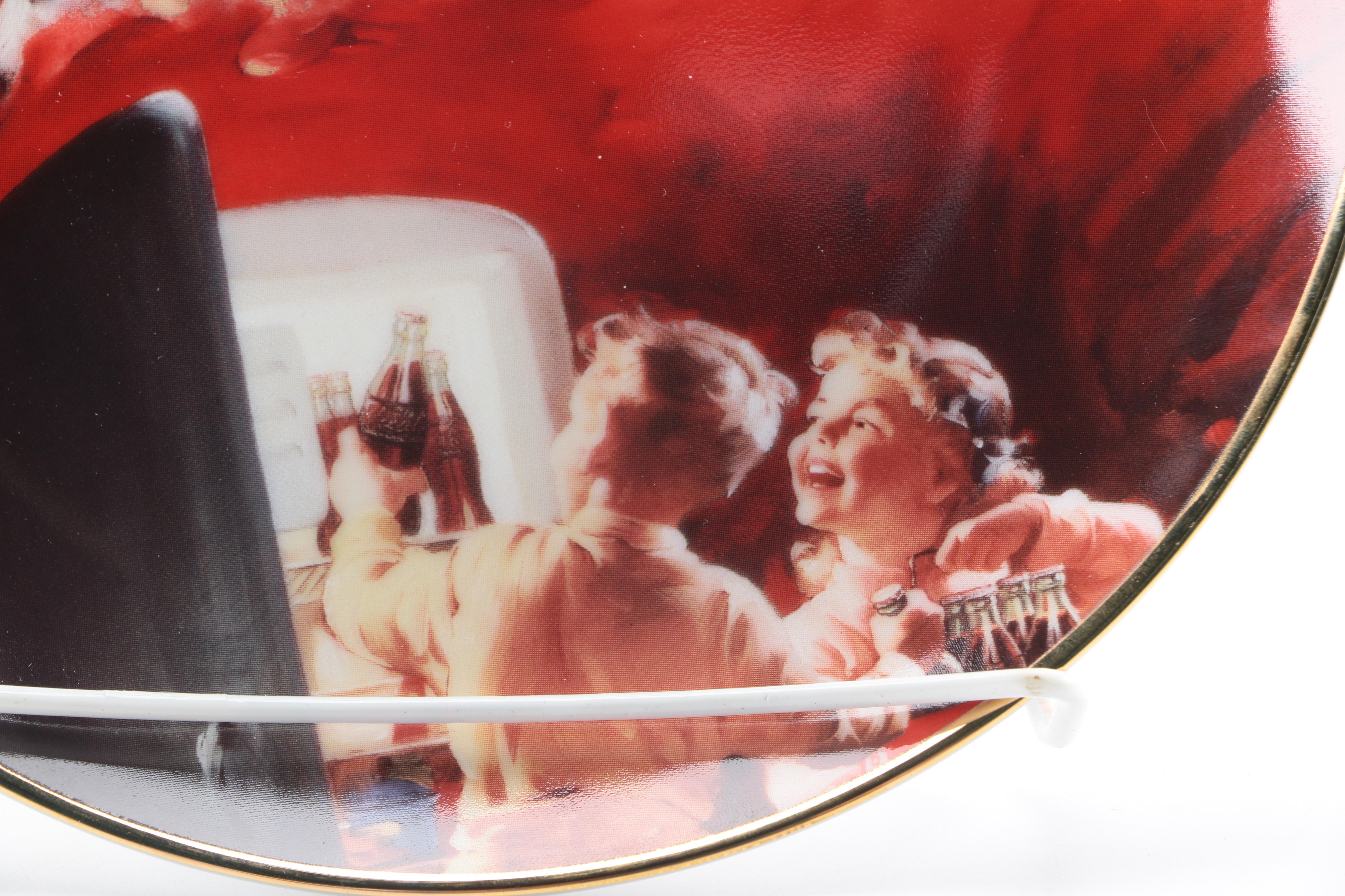 Coca Cola Limited Edition Fine Porcelain Santa Claus Plates