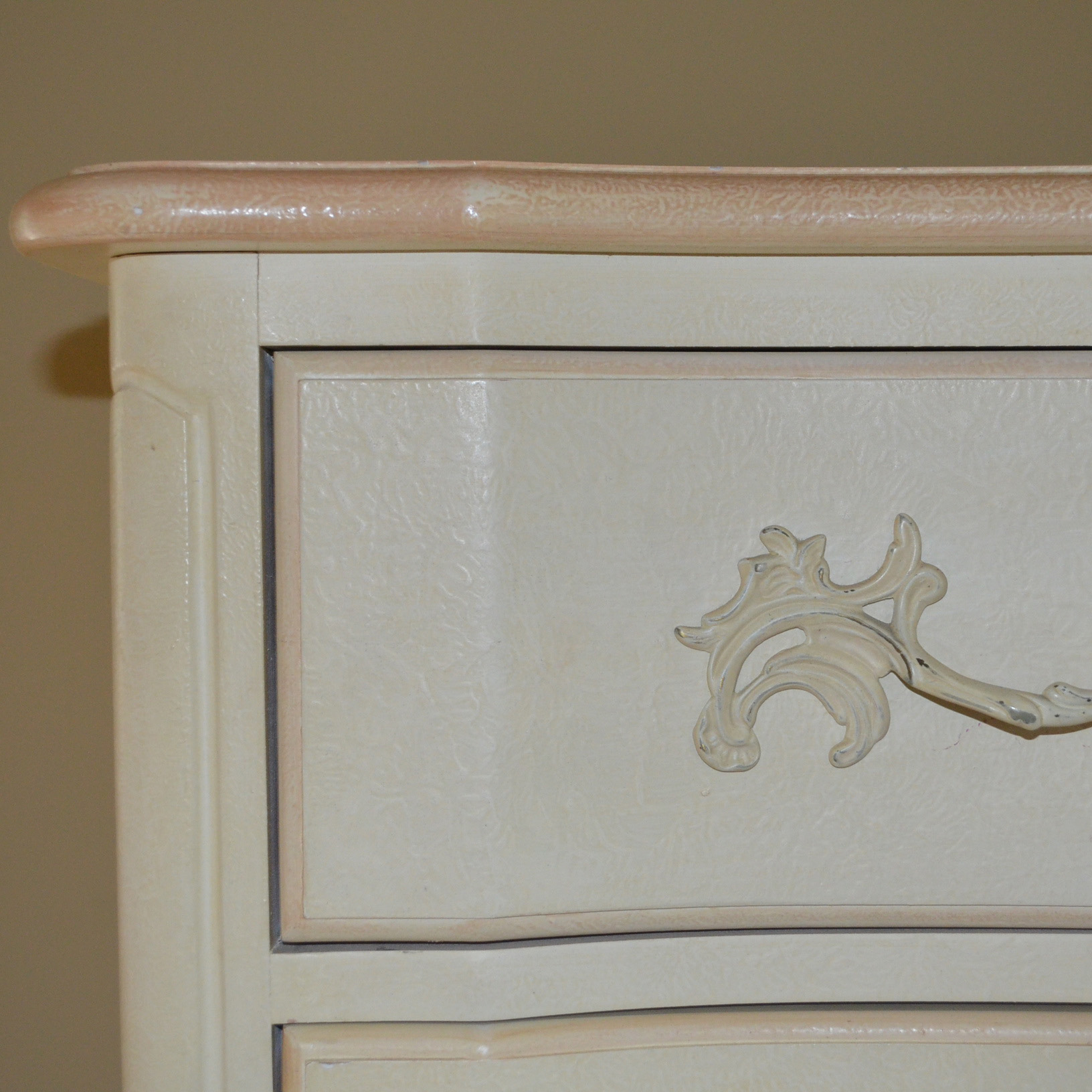 Vintage French Provincial Style Chest of Drawers by Henredon