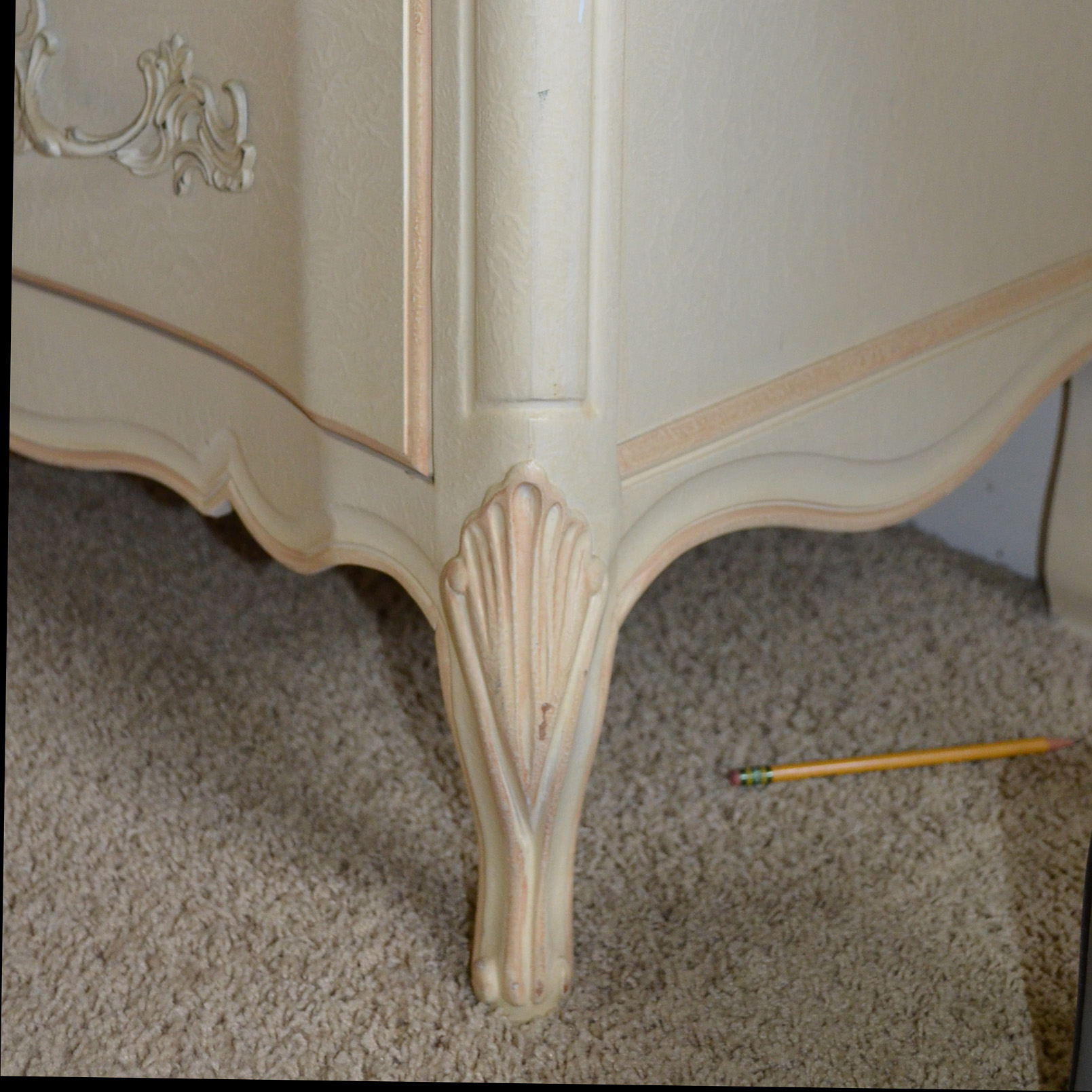 Vintage French Provincial Style Chest of Drawers by Henredon