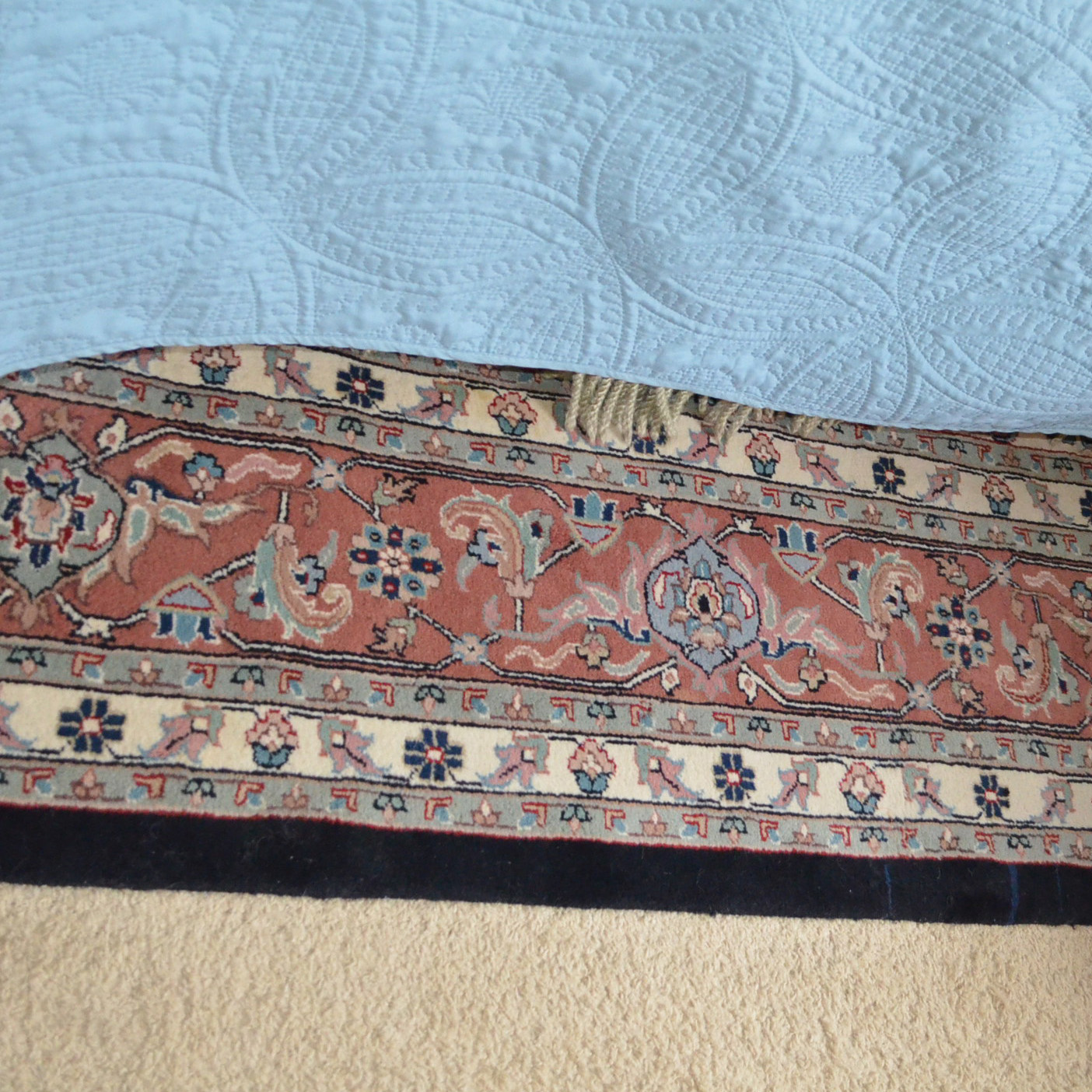 Hand-Knotted Indo-Heriz Area Rug