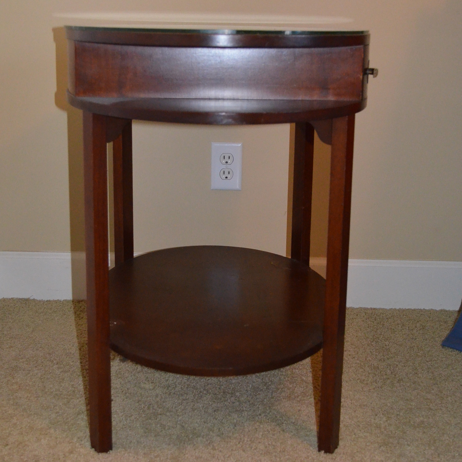 Vintage Mid Century Modern Side Table by Imperial of Grand Rapids