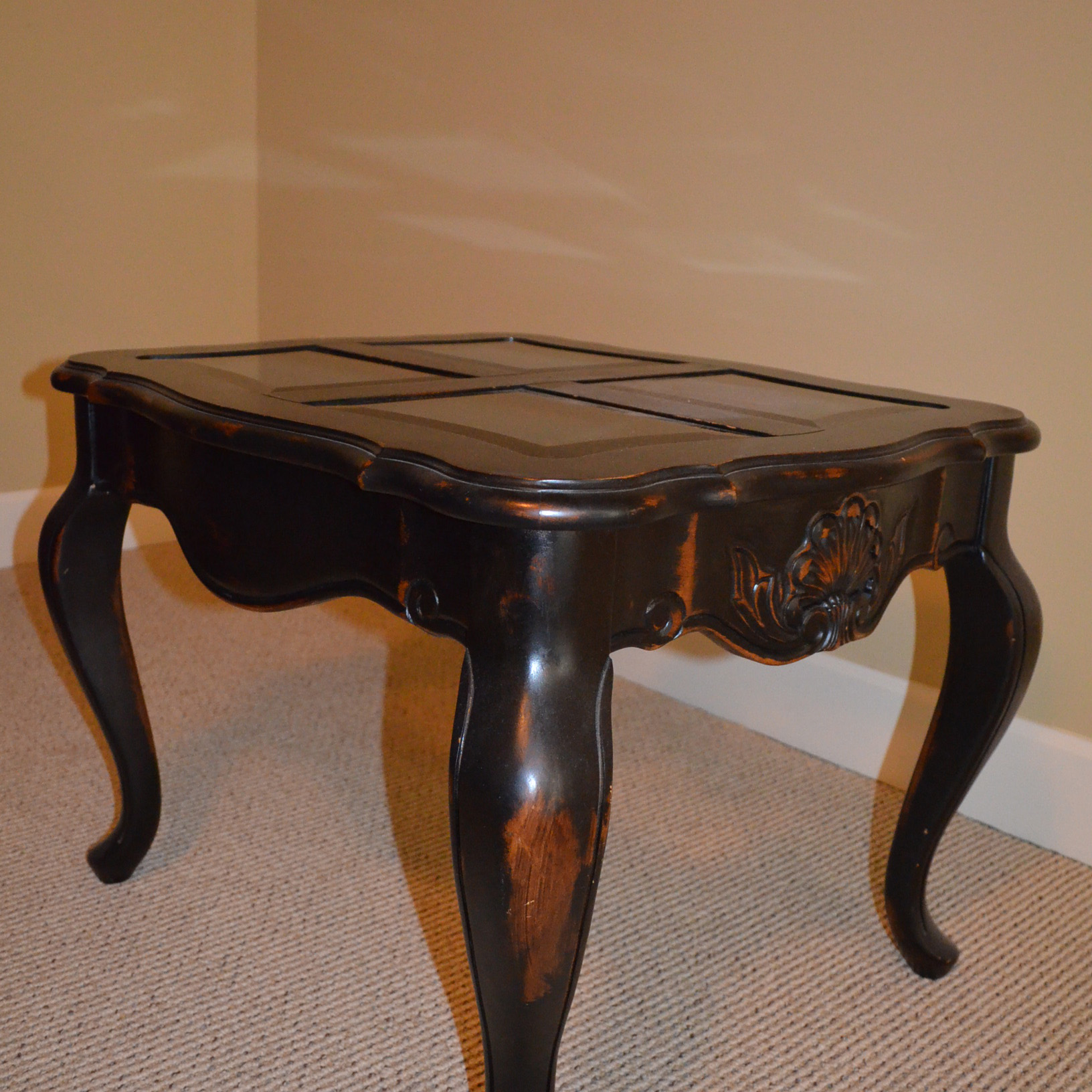 Queen Anne Style Side Table