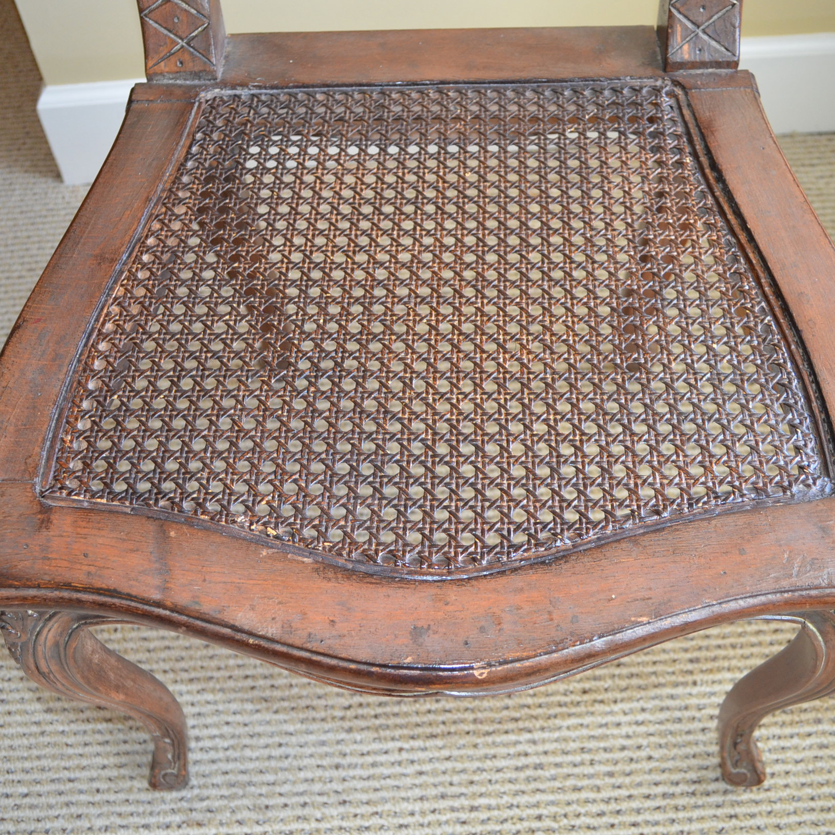 Vintage Queen Anne Style Mahogany Table with Wicker Chair