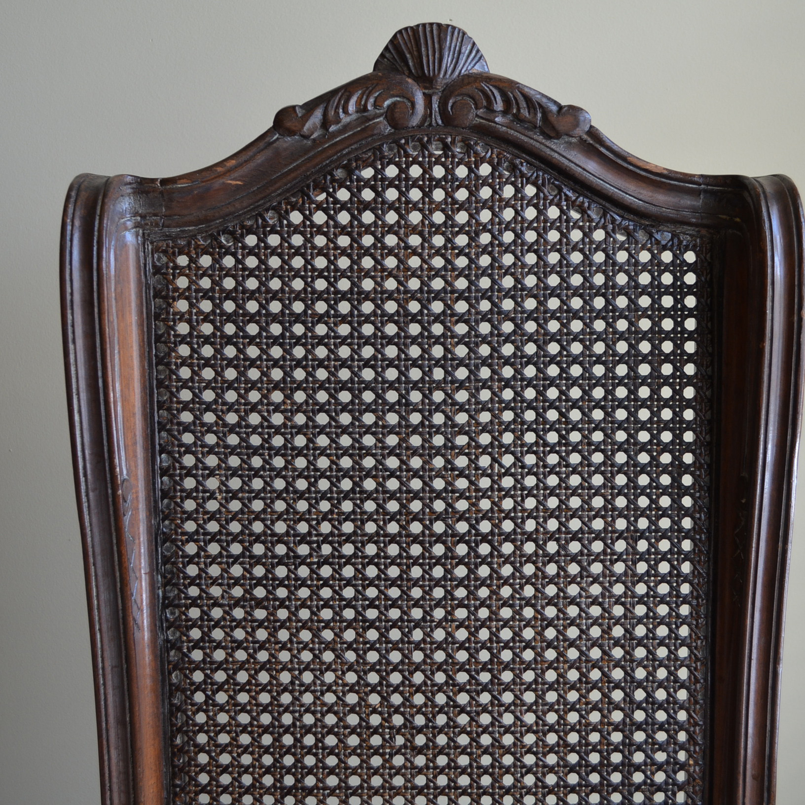 Vintage Queen Anne Style Mahogany Table with Wicker Chair