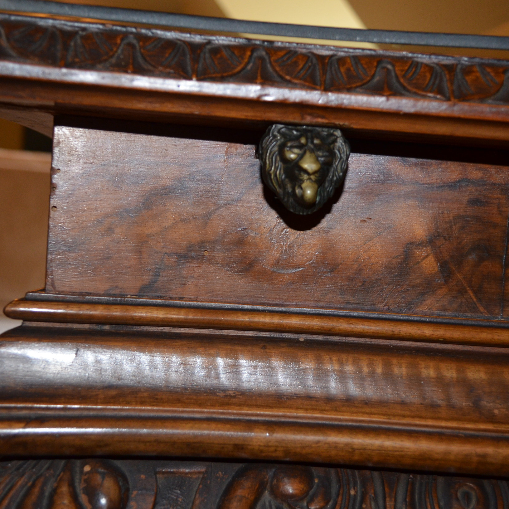 Vintage Queen Anne Style Mahogany Table with Wicker Chair