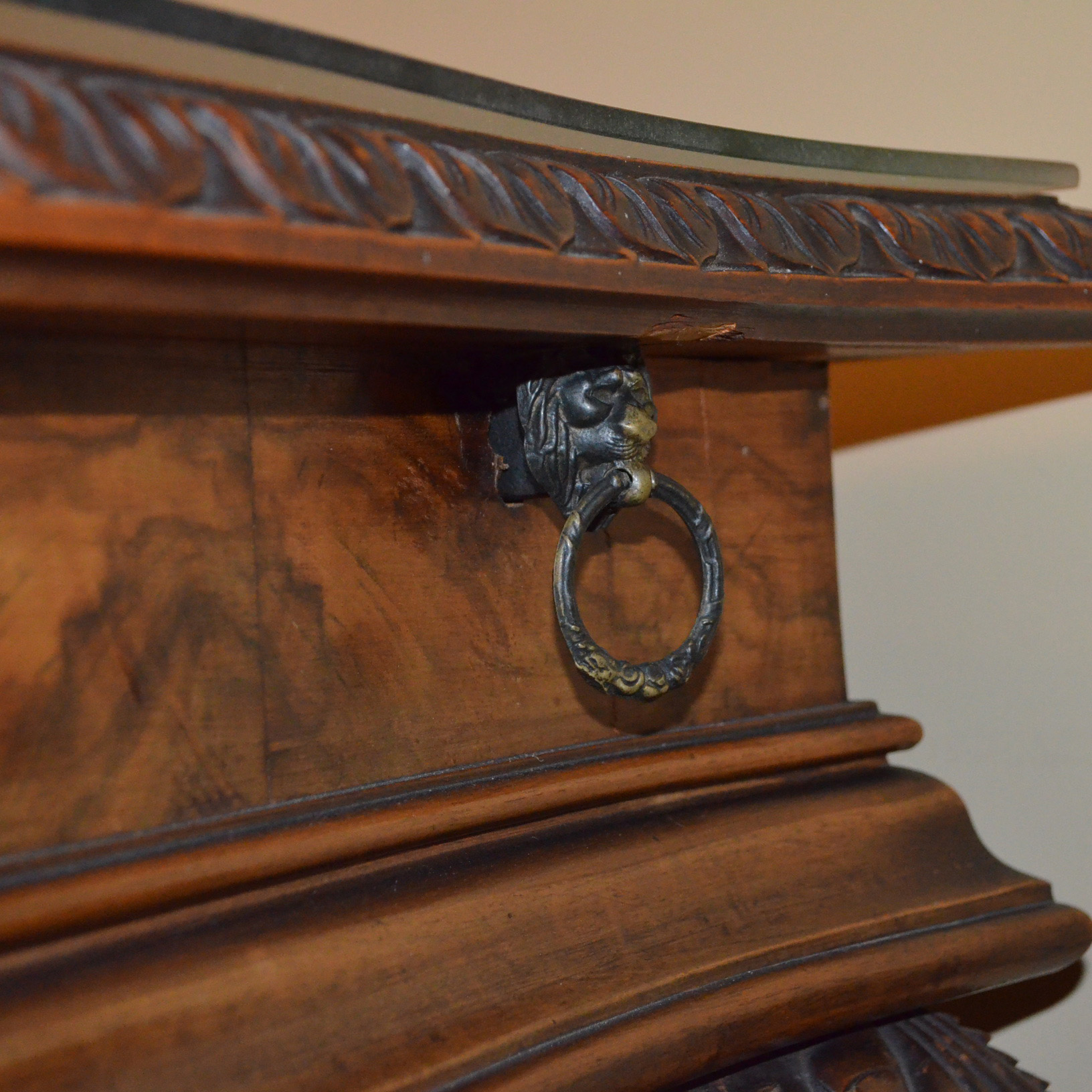 Vintage Queen Anne Style Mahogany Table with Wicker Chair