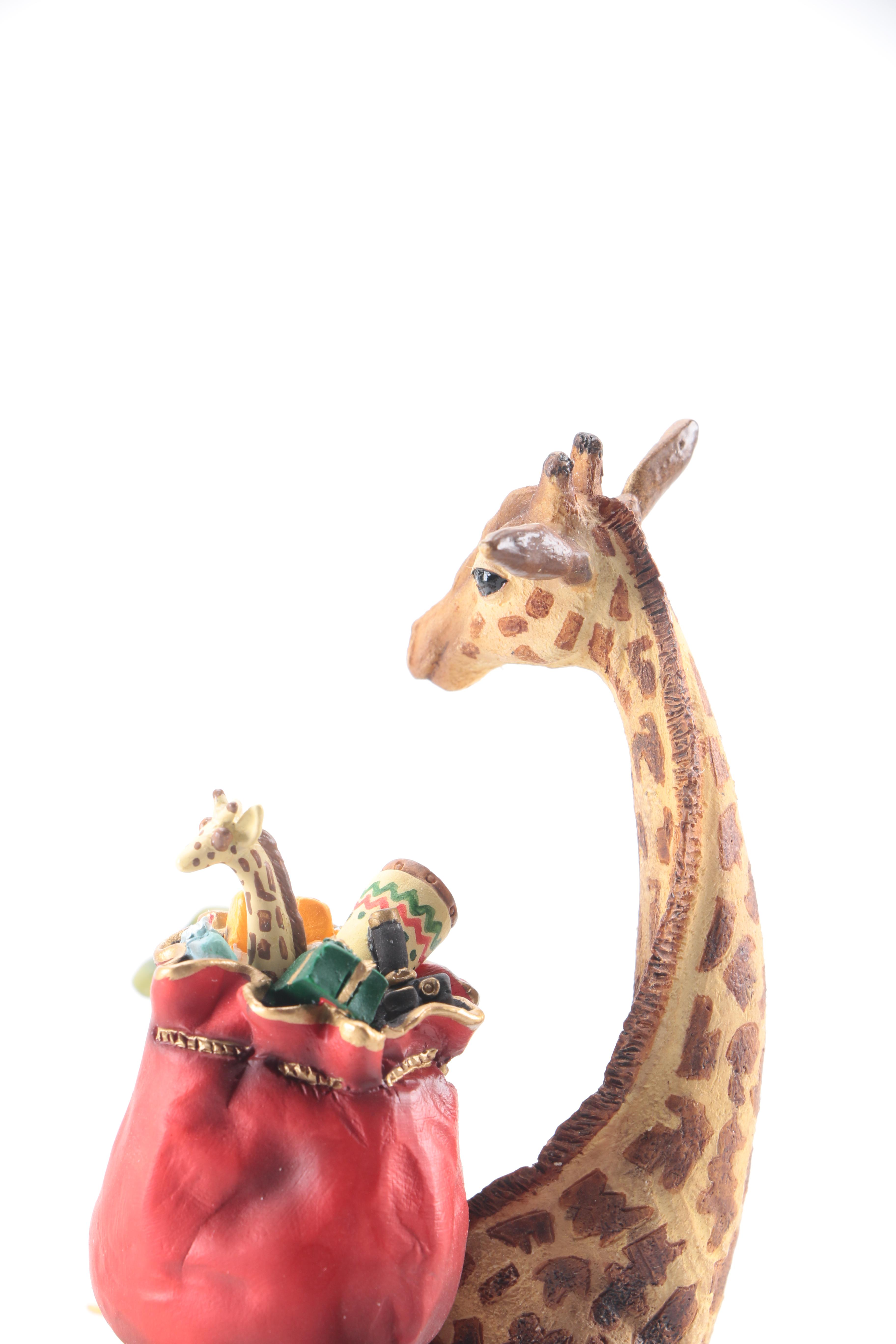 MaruriLimited Edition "Santa's World Travels" Figurines