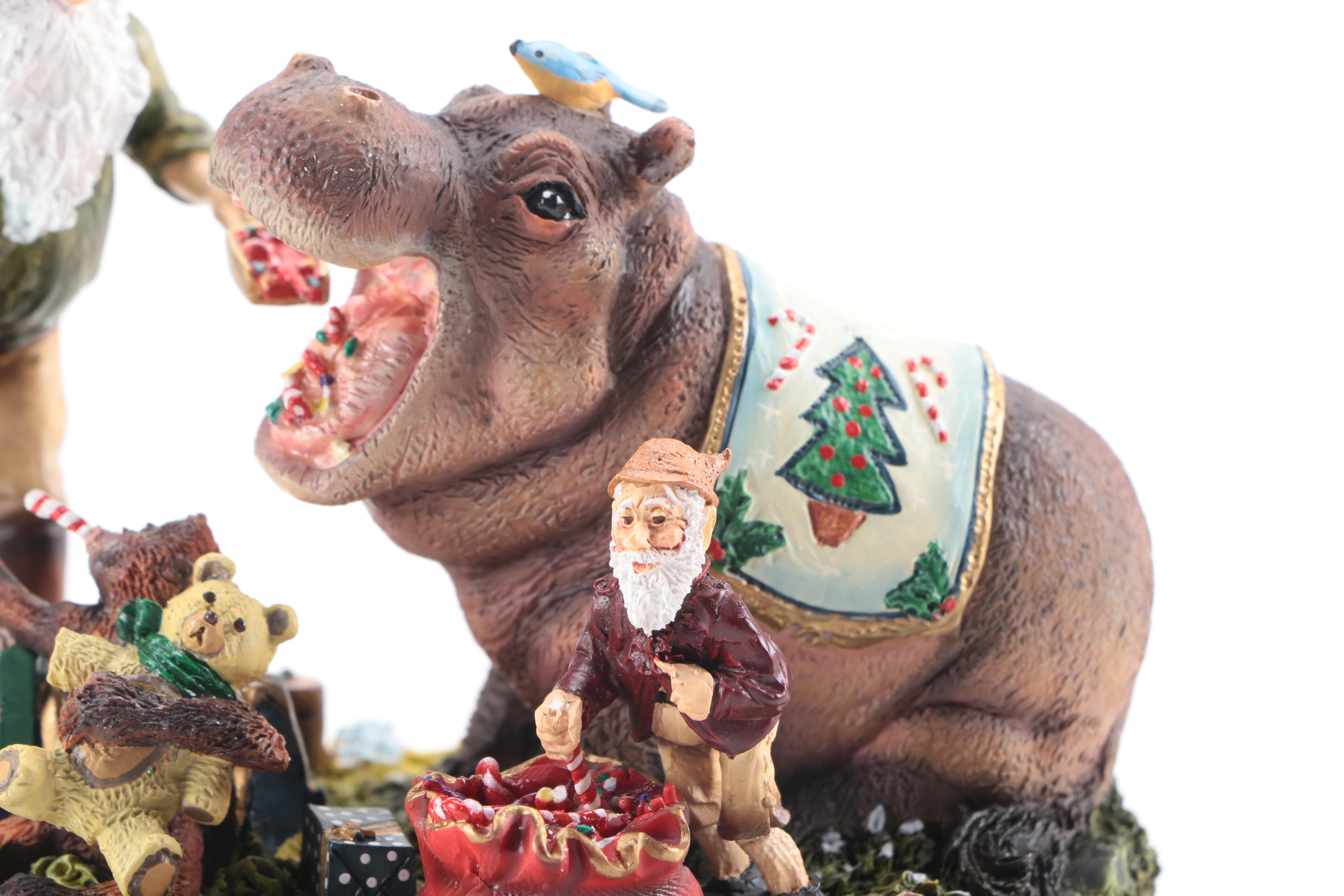 MaruriLimited Edition "Santa's World Travels" Figurines