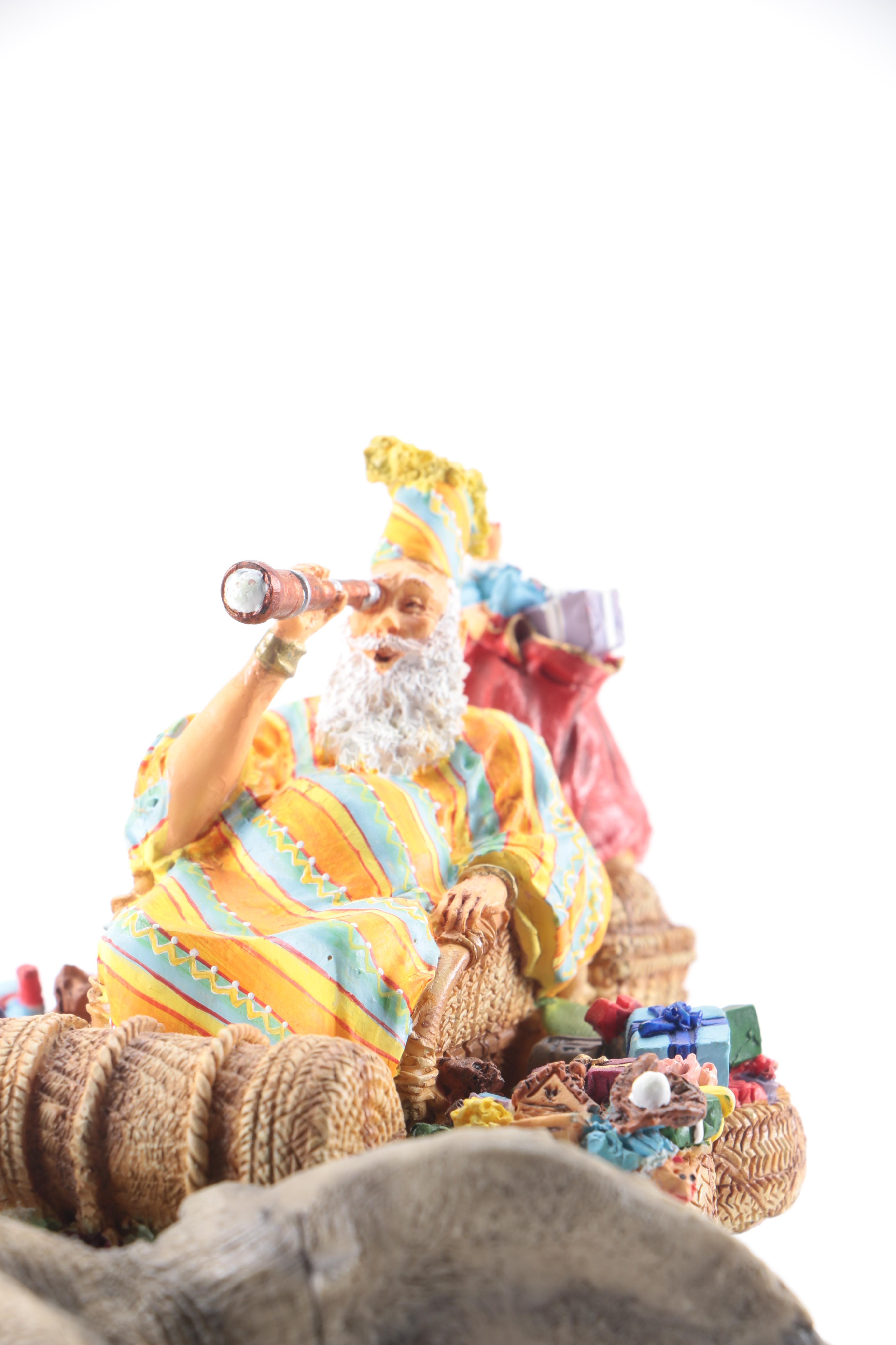 MaruriLimited Edition "Santa's World Travels" Figurines