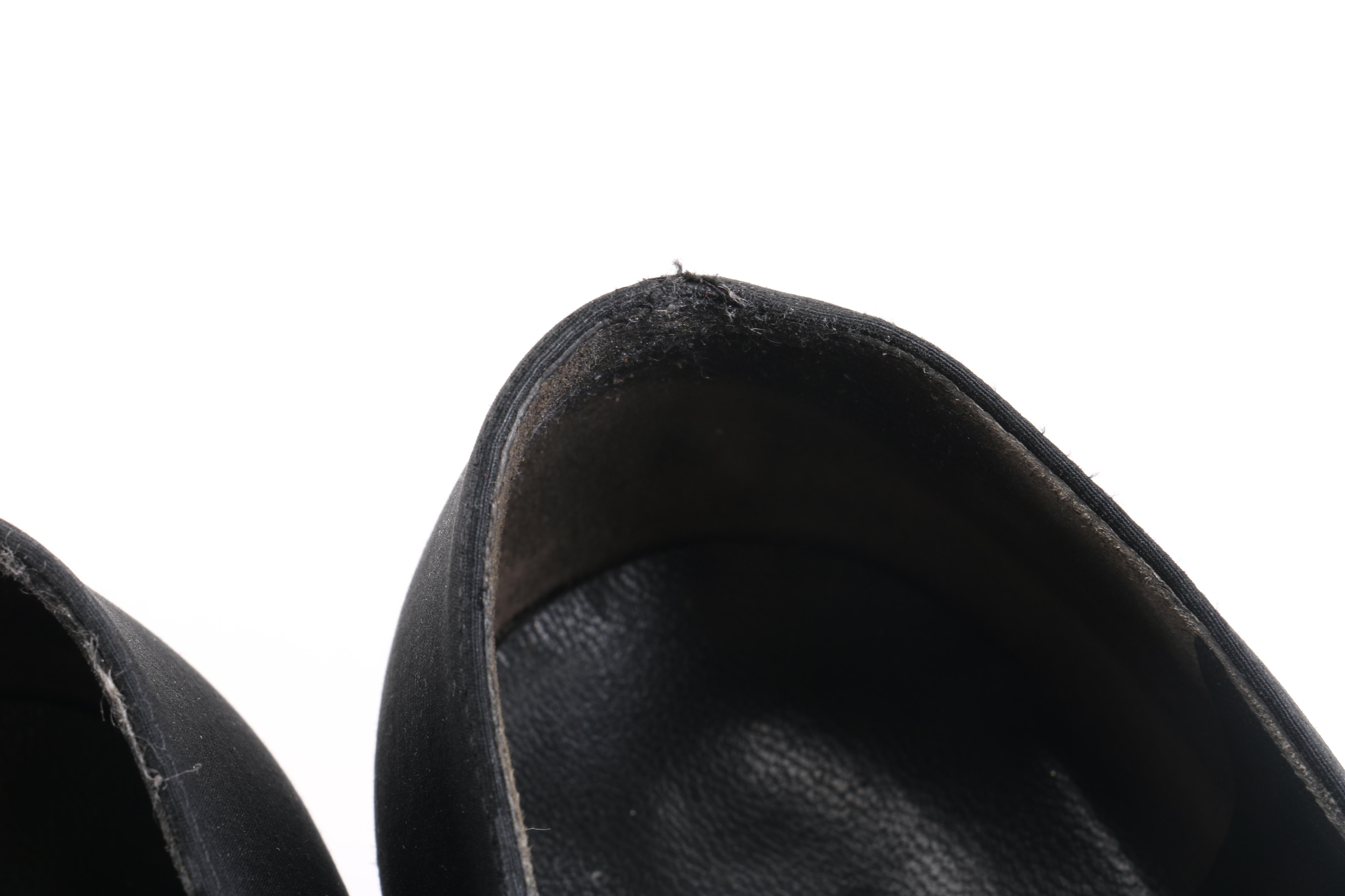 Pair of Women's Black Shoes