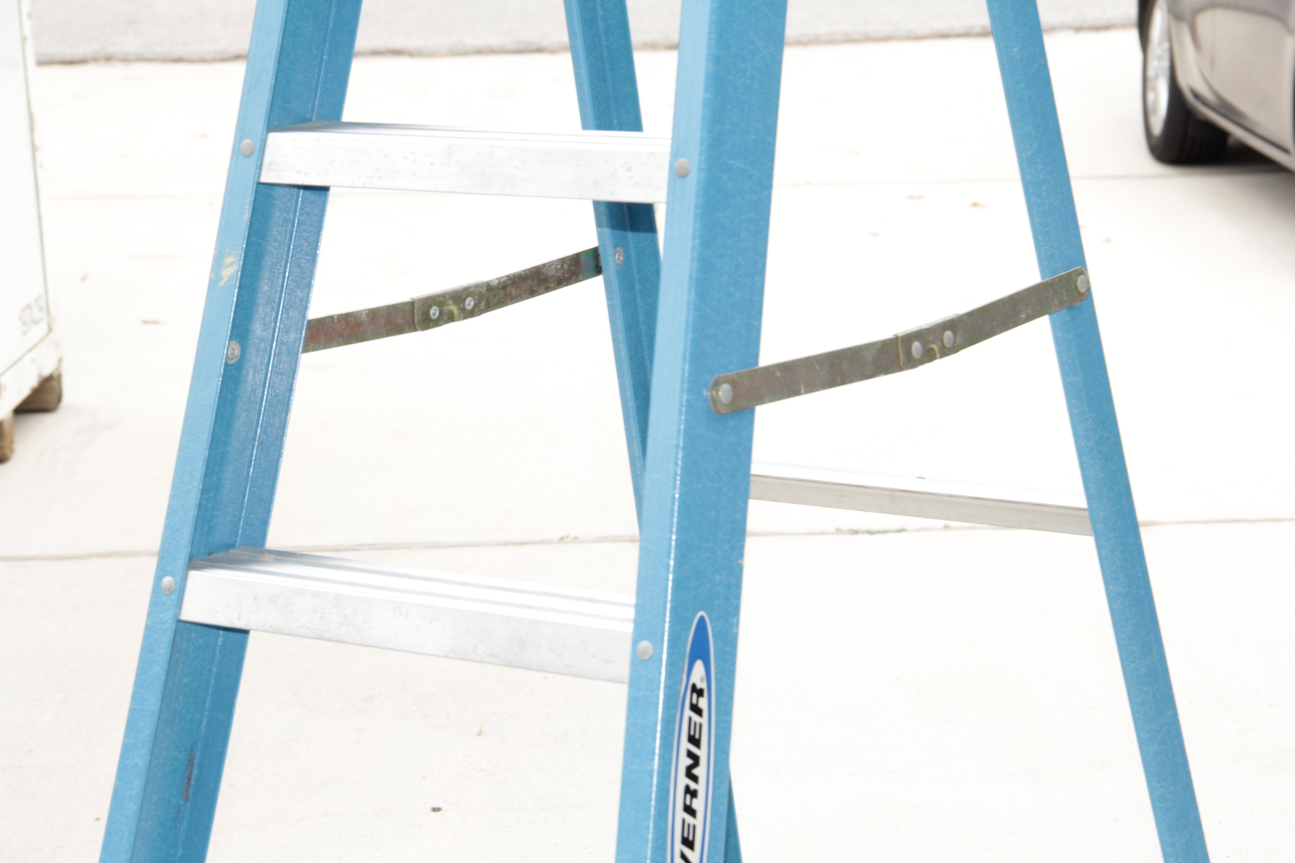 Aluminum Step Ladder