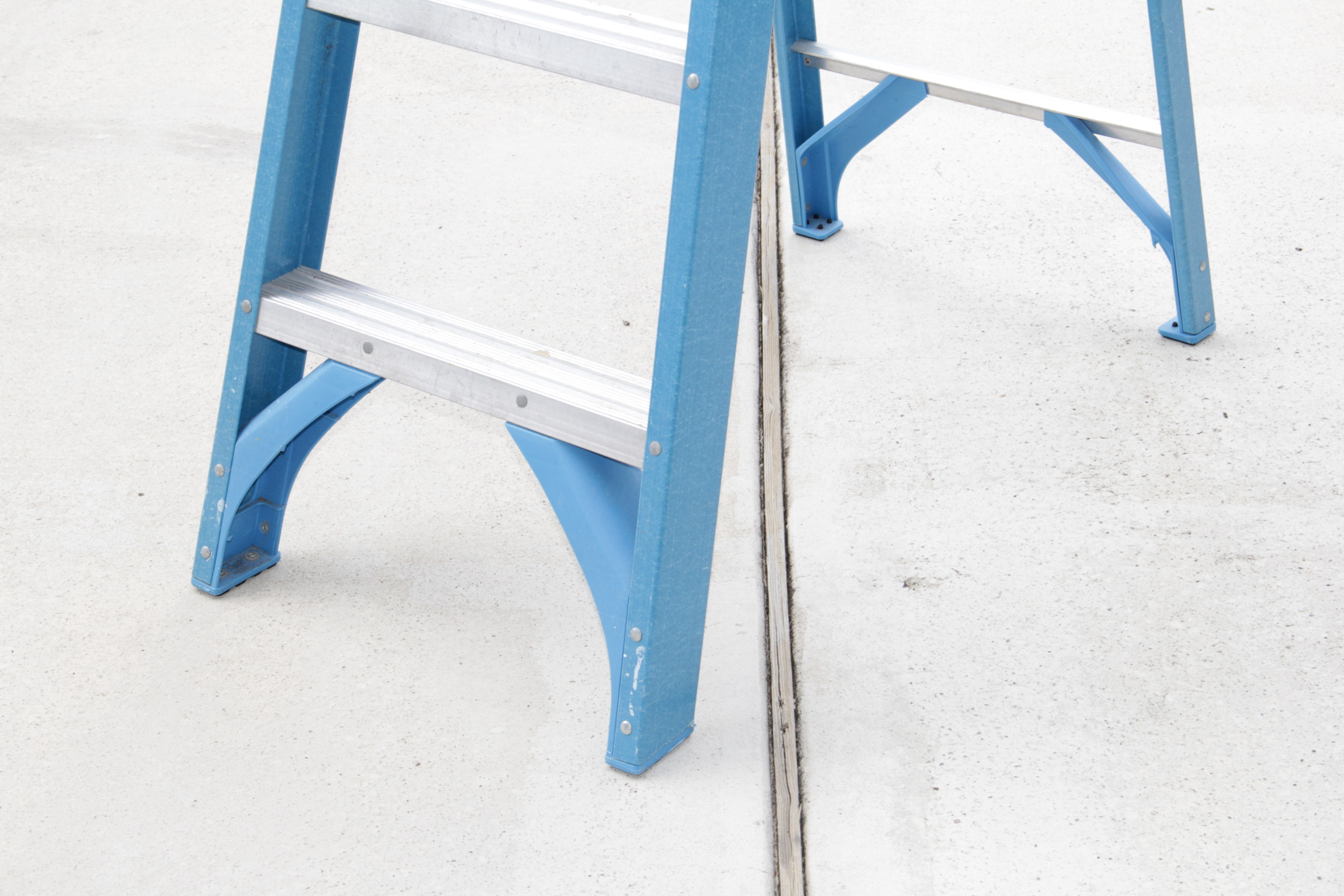 Aluminum Step Ladder