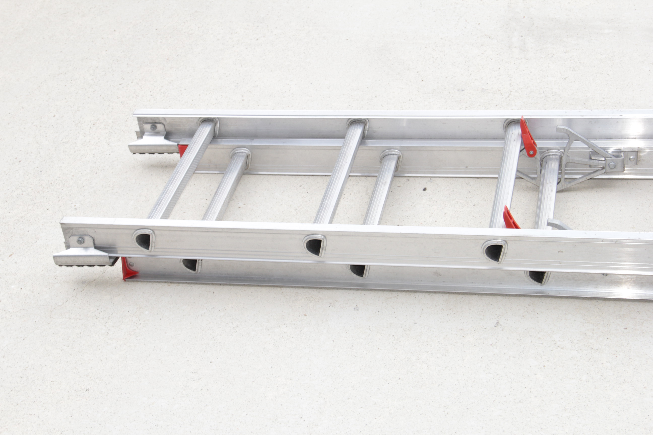 Werner 16' Aluminum Extension Ladder