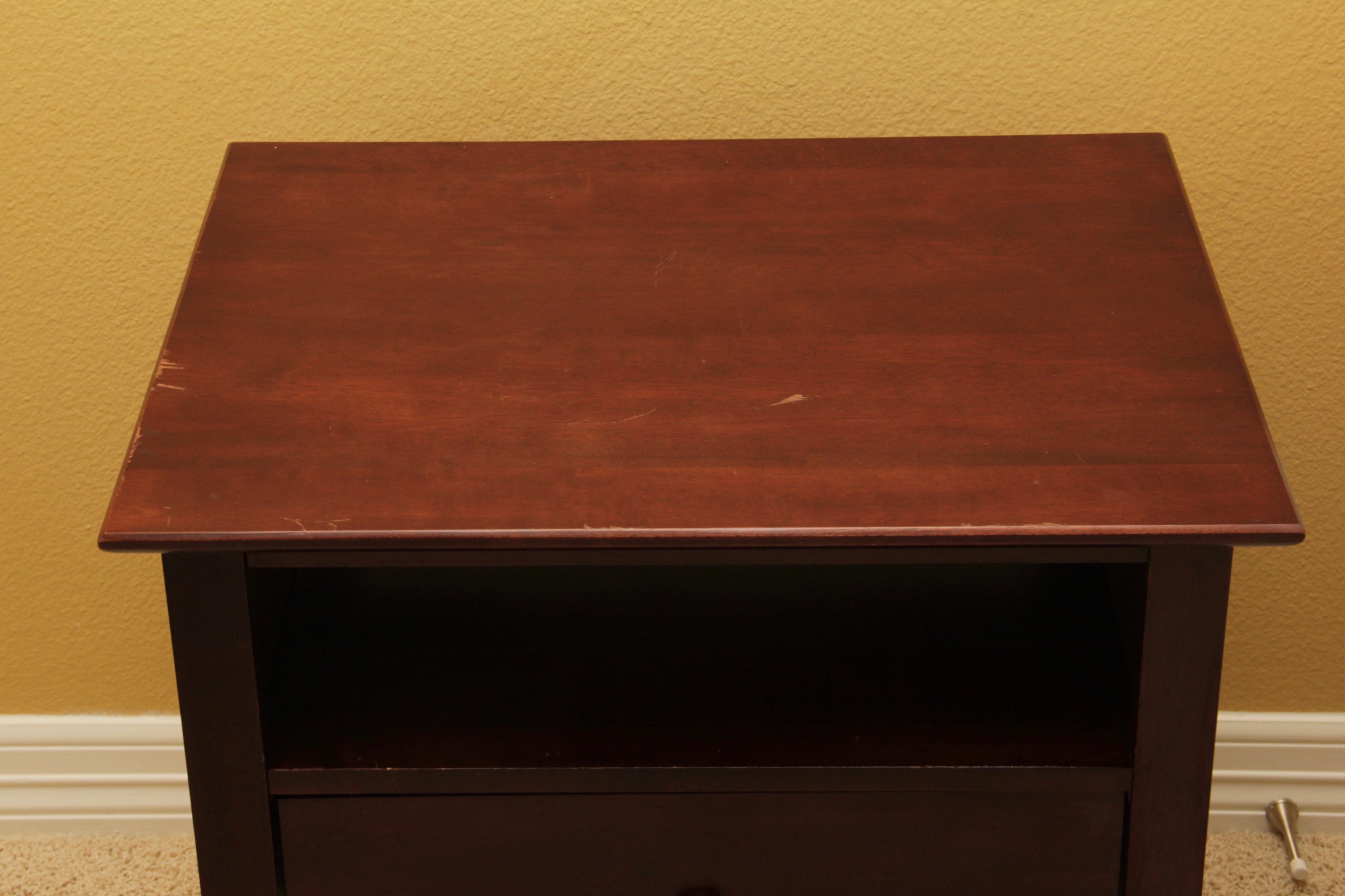 Contemporary One Drawer File Cabinet