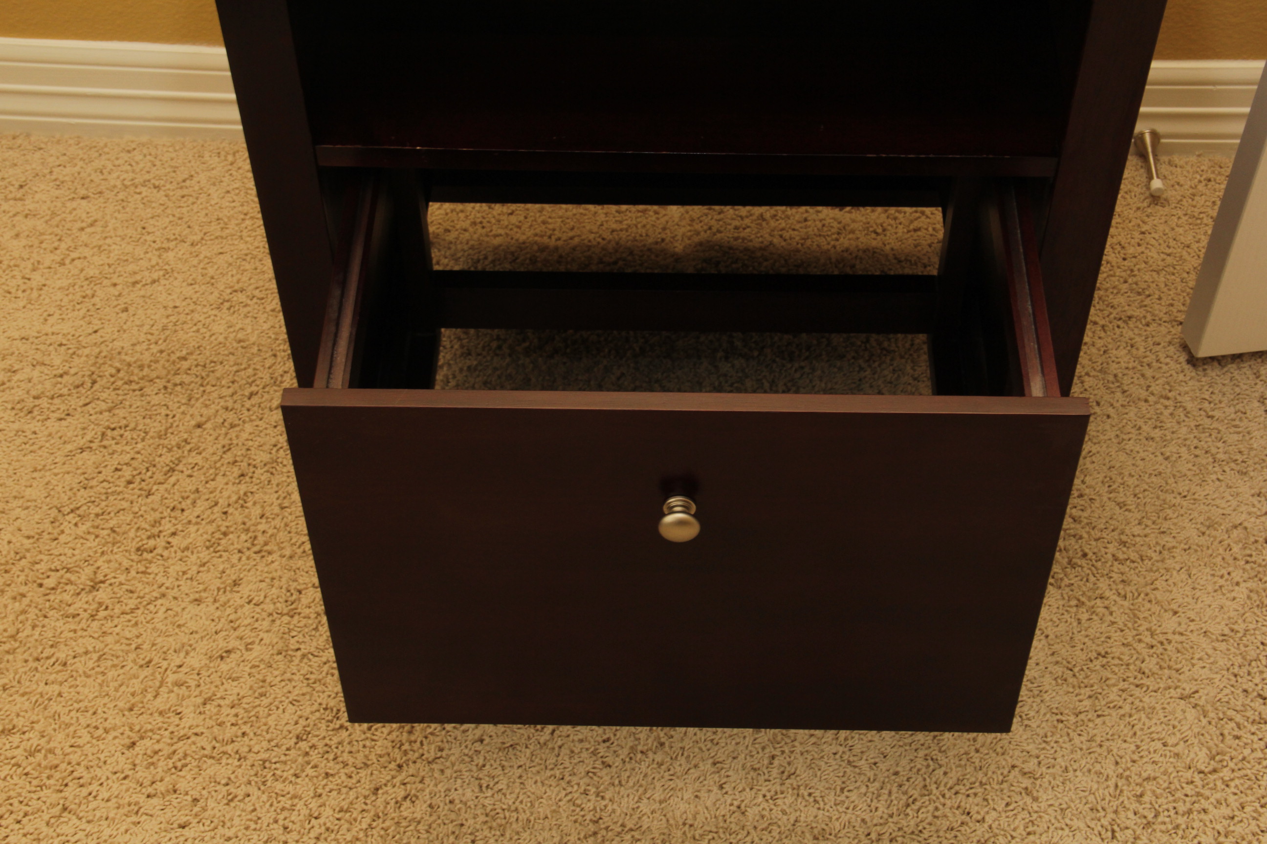 Contemporary One Drawer File Cabinet