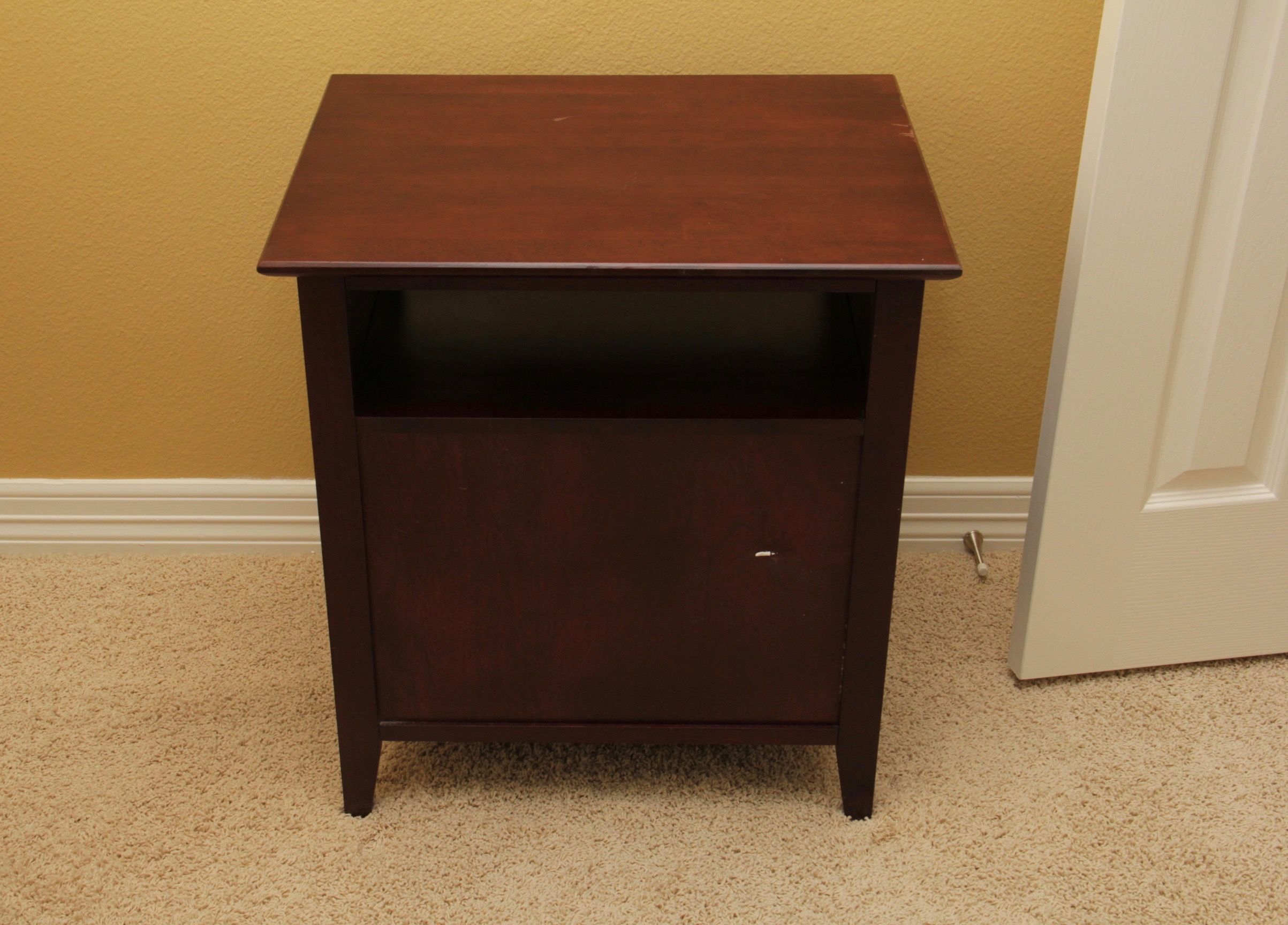 Contemporary One Drawer File Cabinet