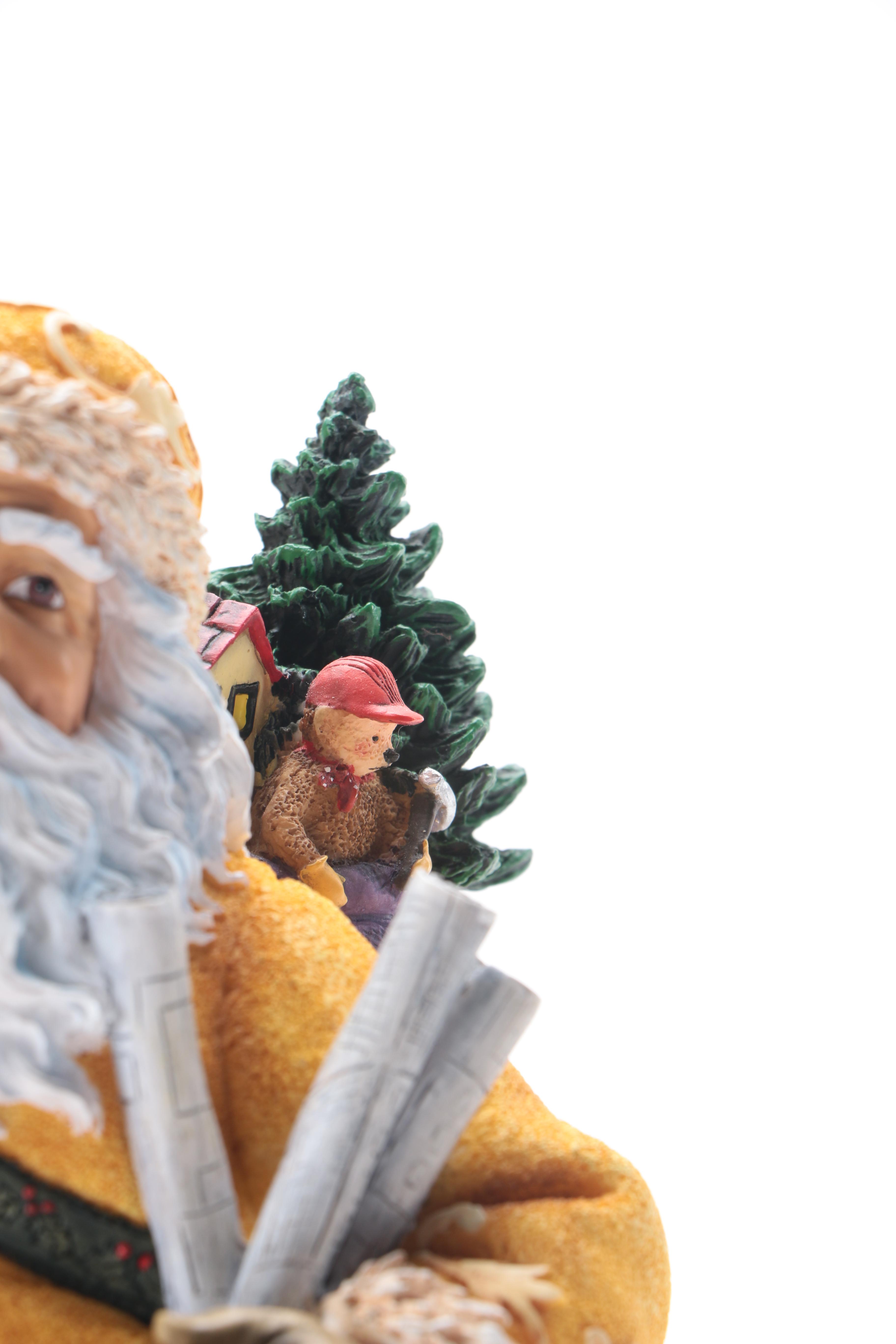 Pipka Limited Edition Santa Claus Collectible Figurines