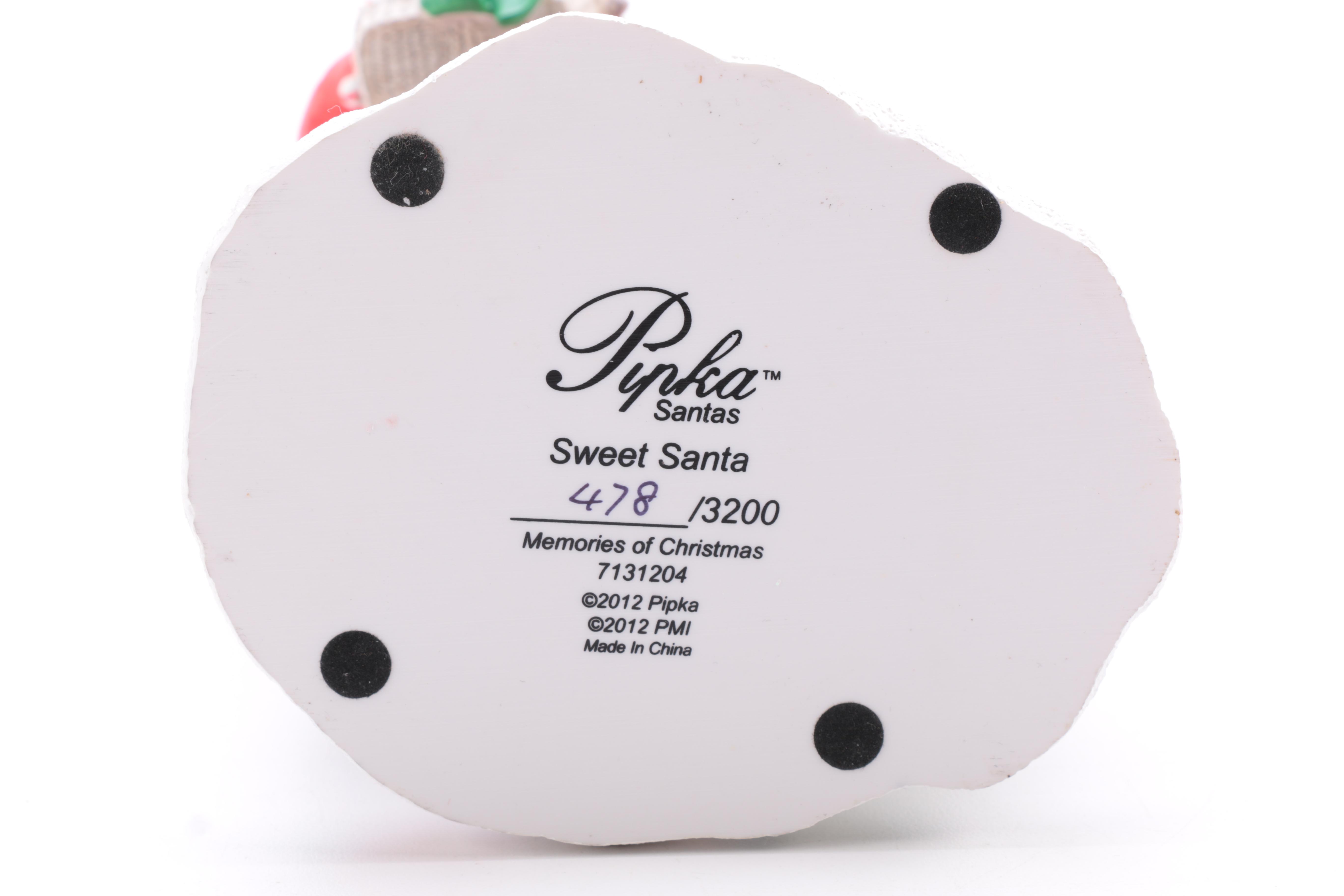 Pipka Santa Claus Figurines