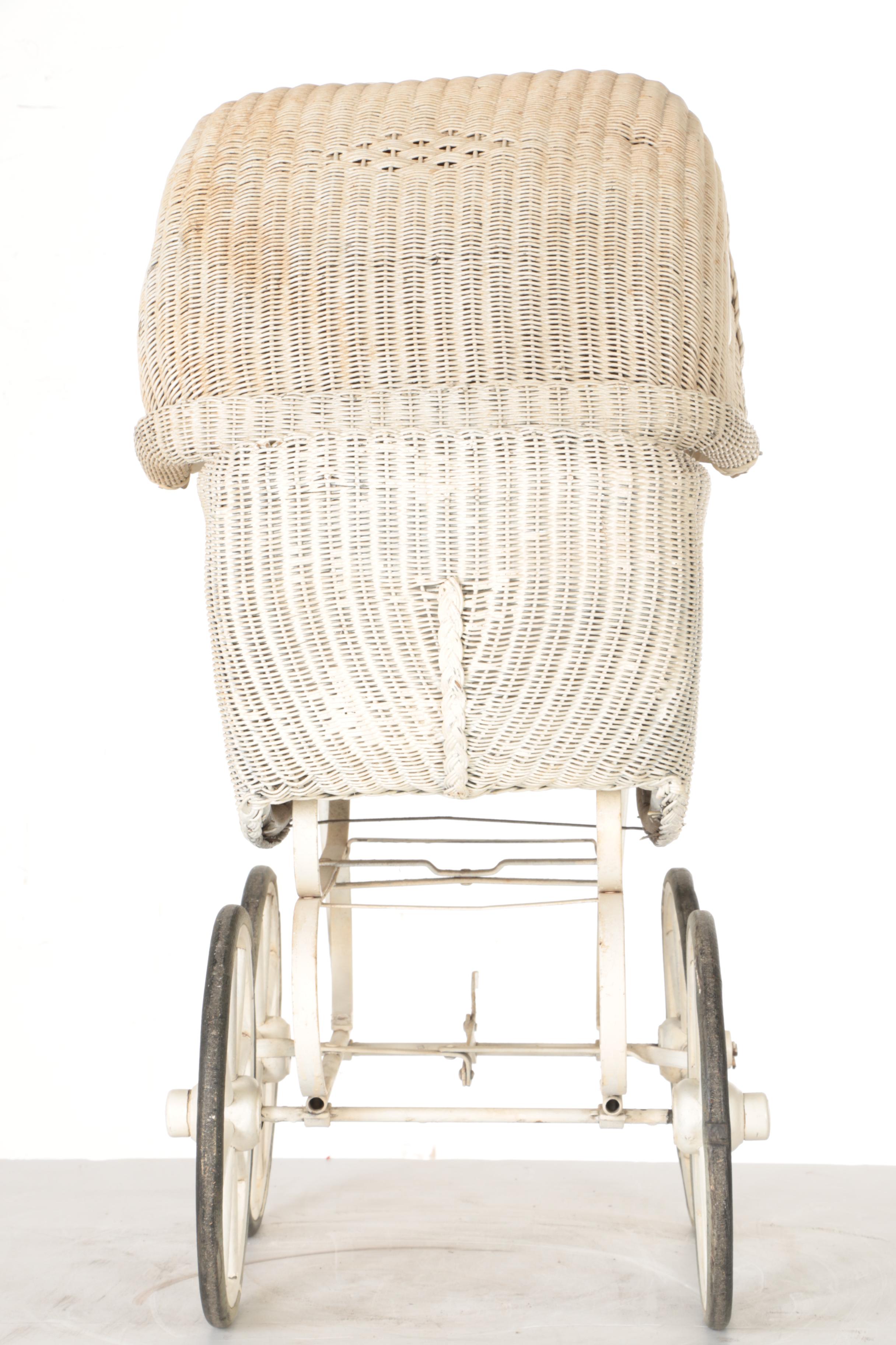 Antique Wicker Bassinet Stroller