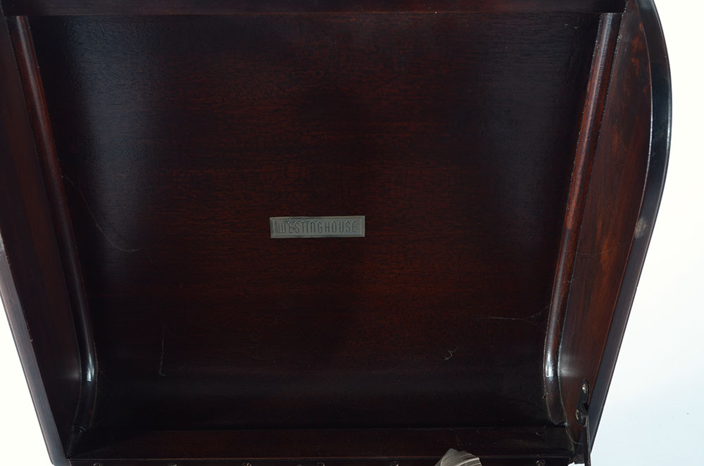 1946 Westinghouse AM H 122 Model Radio and Turntable