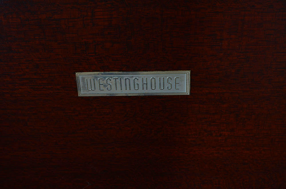 1946 Westinghouse AM H 122 Model Radio and Turntable