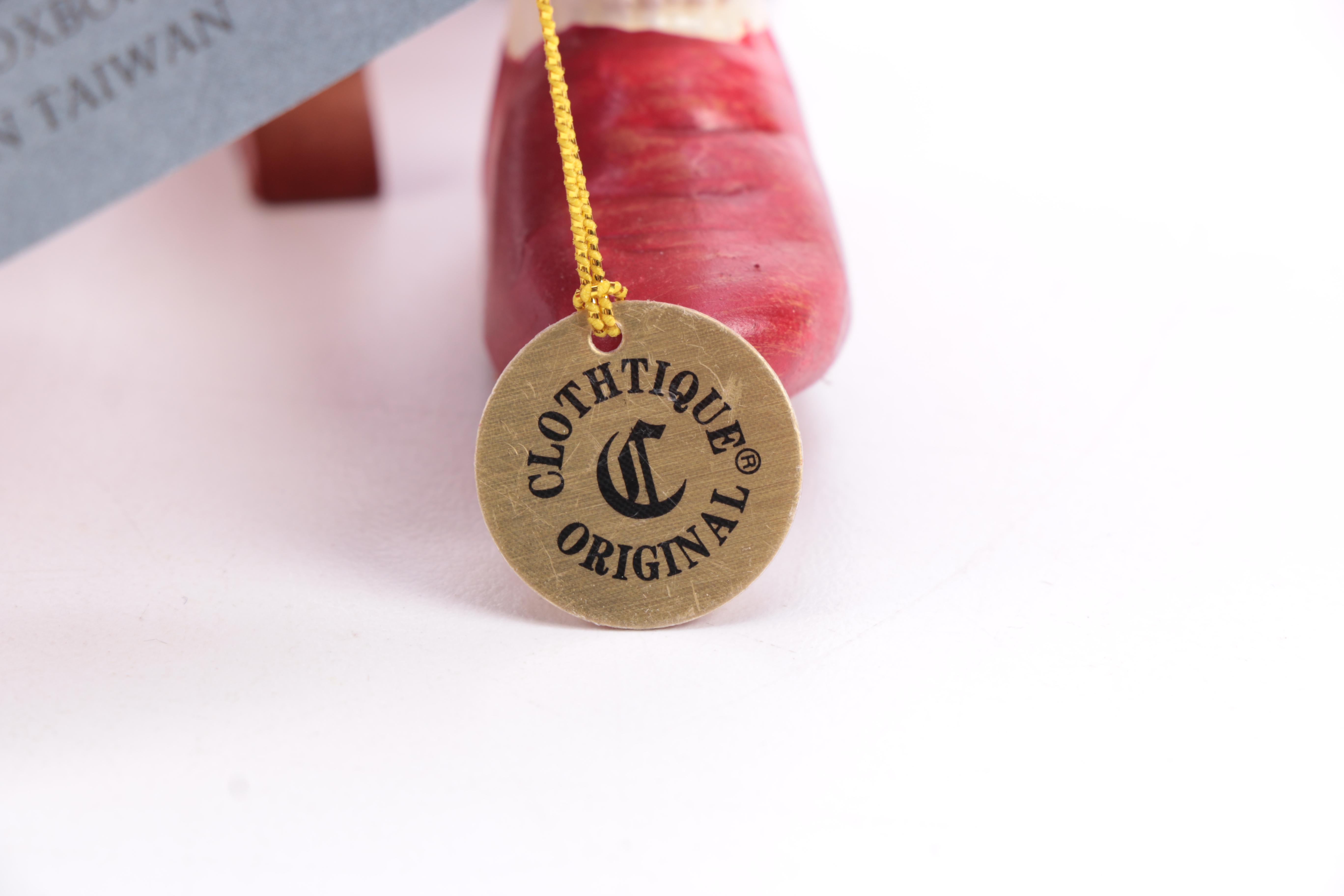 Possible Dreams Clothtique Santa Claus Figurines