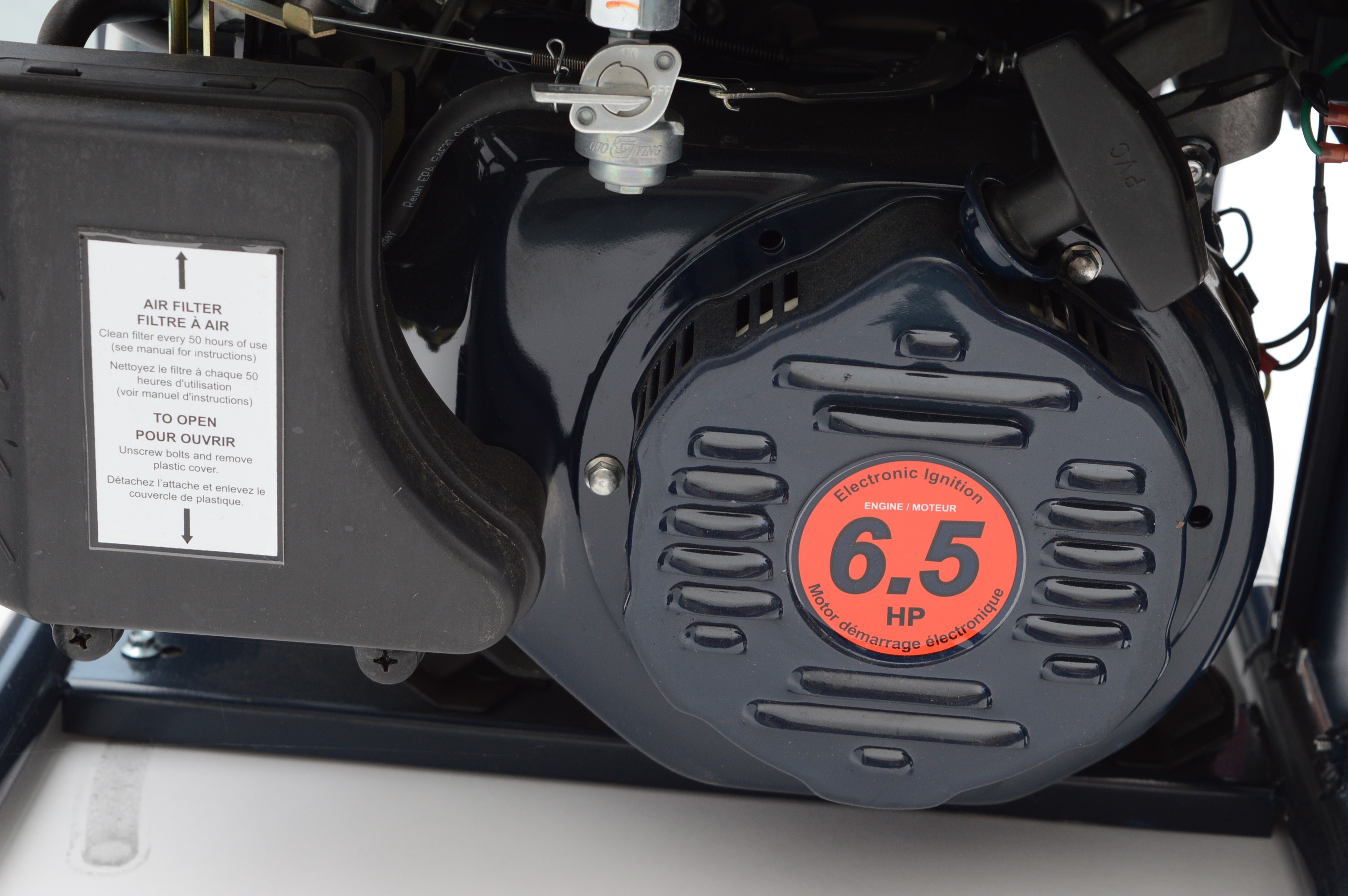 3 PLUS 3000 Watt Generator