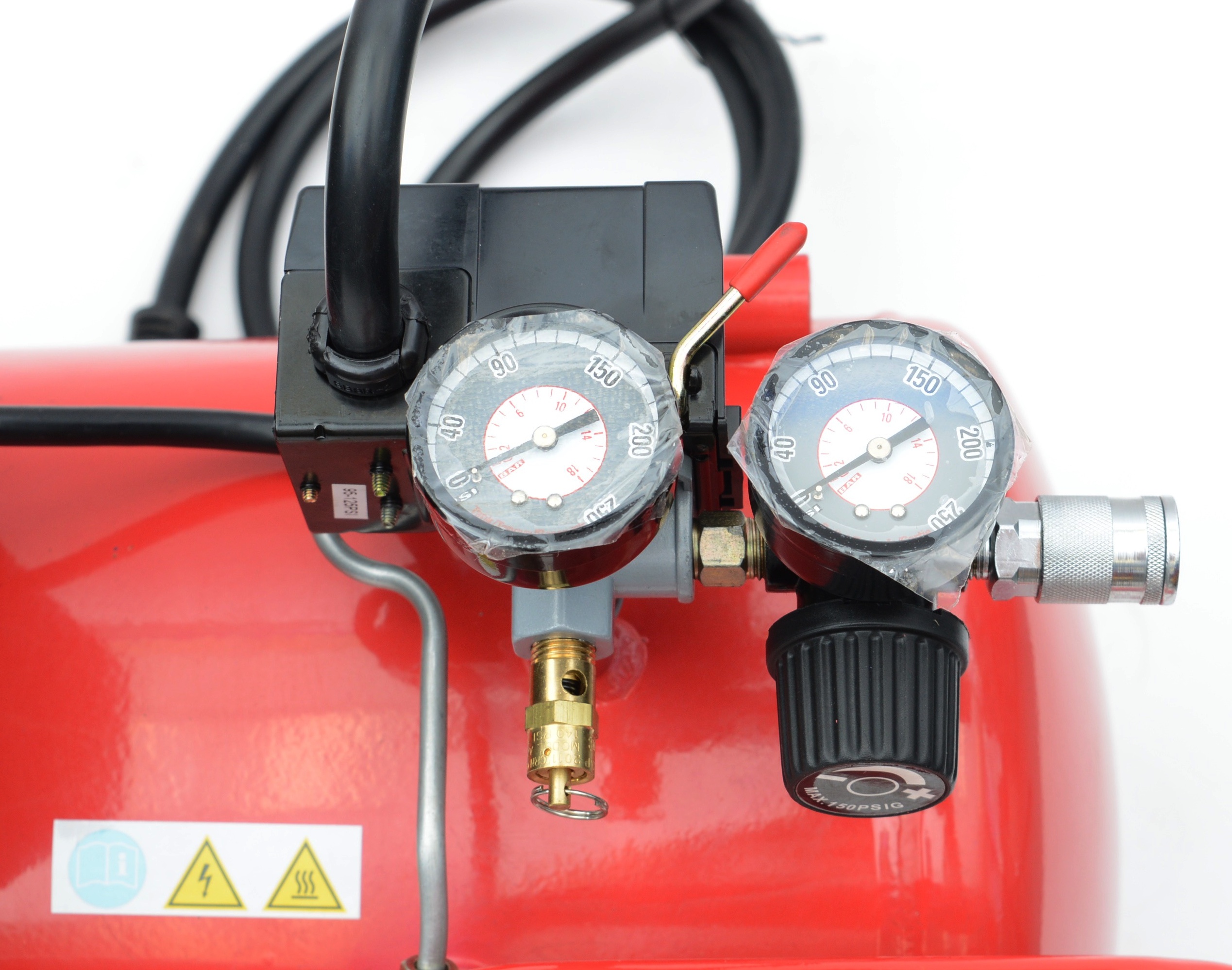 3 PRO 8 Gallon Compressor