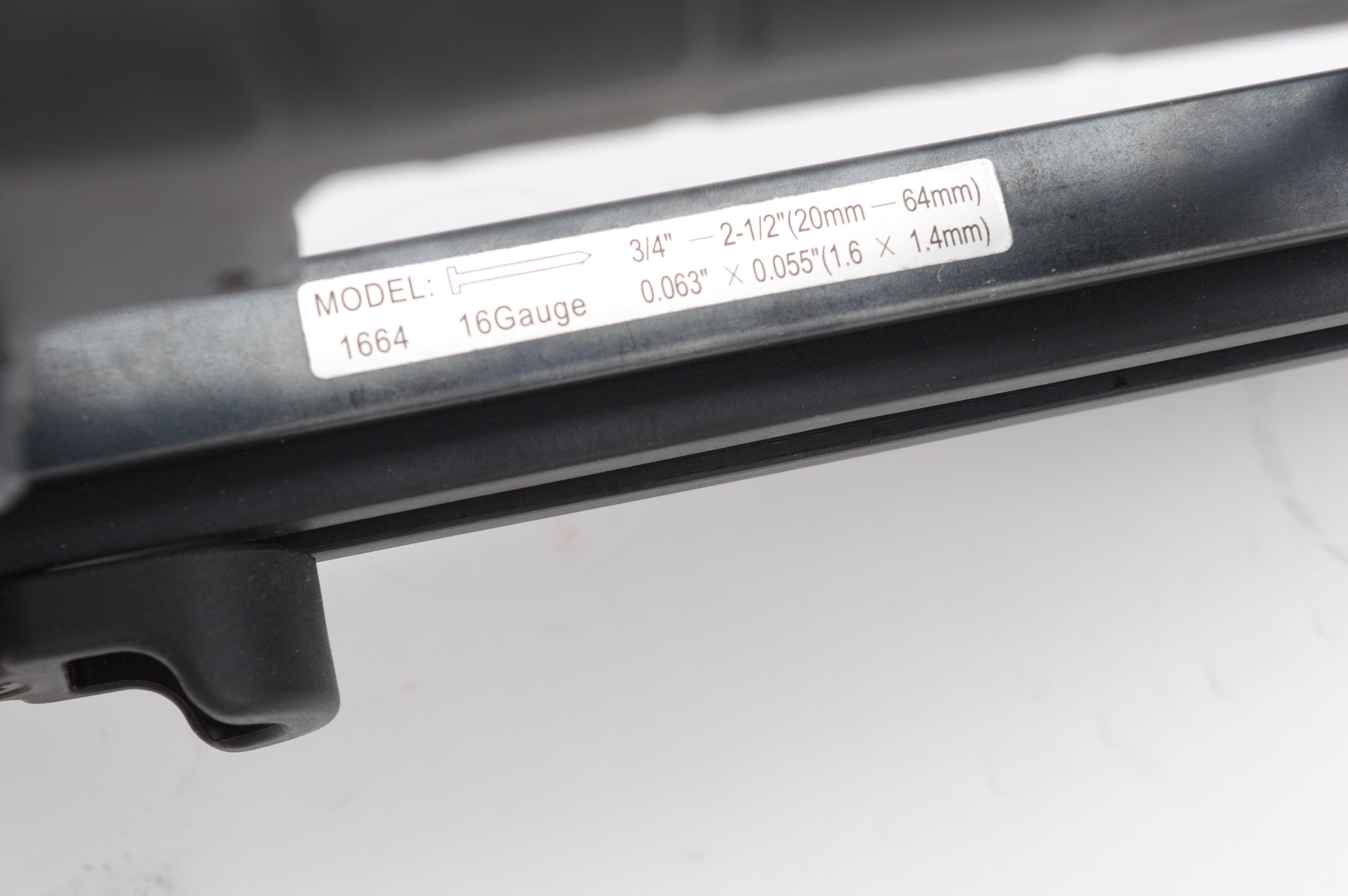 3 PRO 16 Gauge T Nailer