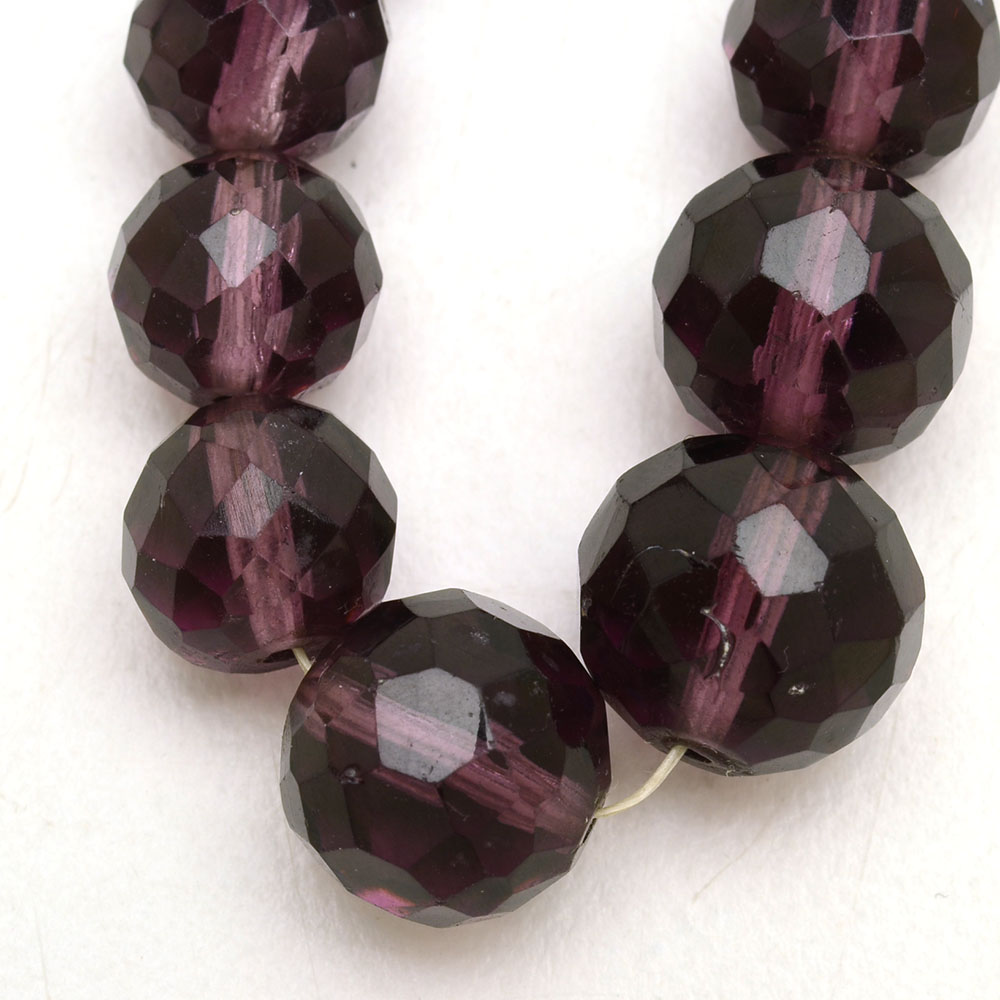 Faceted Purple Glass Graduated Bead Strand Necklace