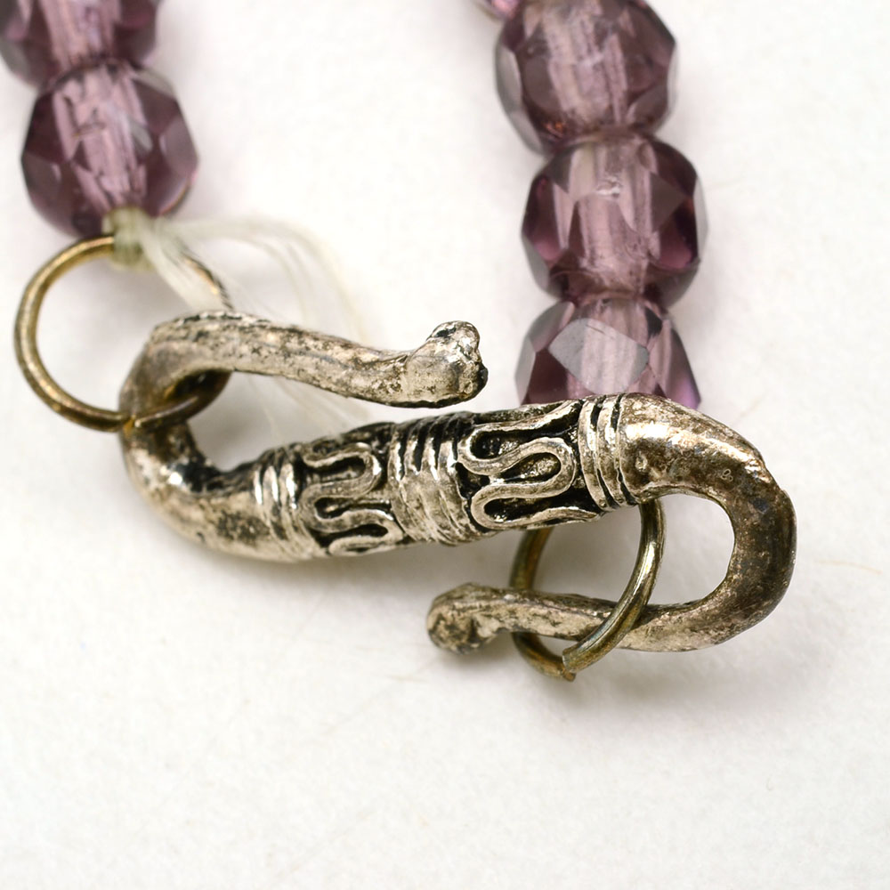 Faceted Purple Glass Graduated Bead Strand Necklace