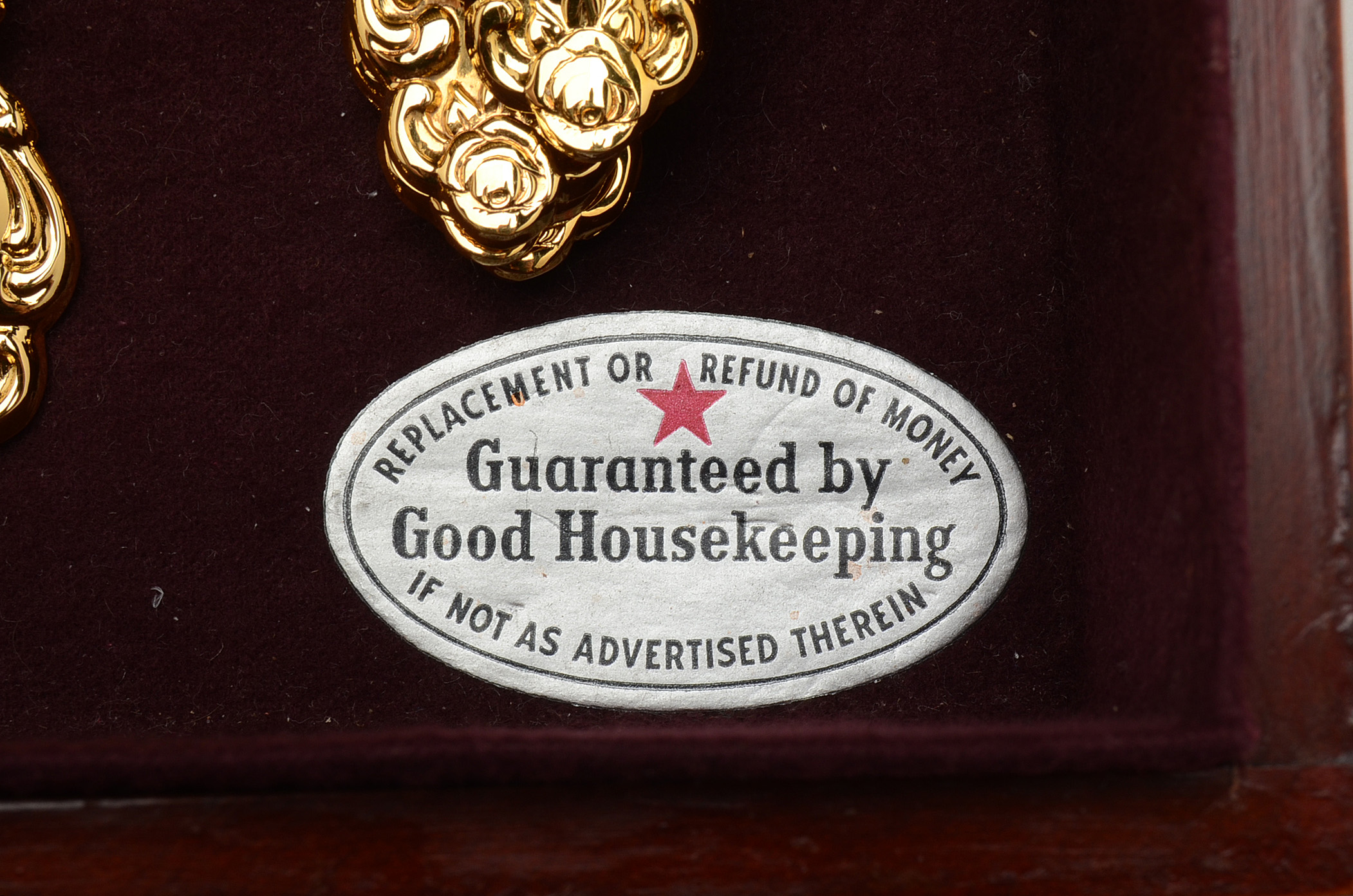 Oneida Community Gold Plate "Gold Beethoven" Flatware Set