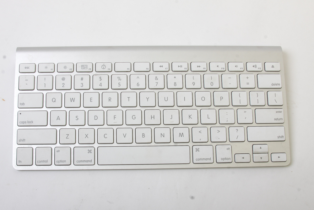 Apple Wireless Keyboard