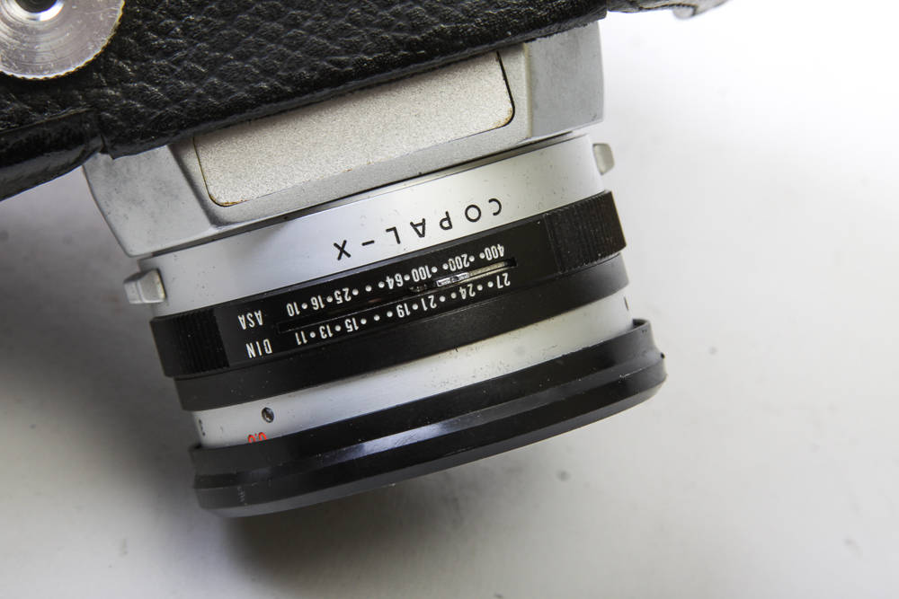 Vintage Mamiya Sekor 528TL SLR Camera
