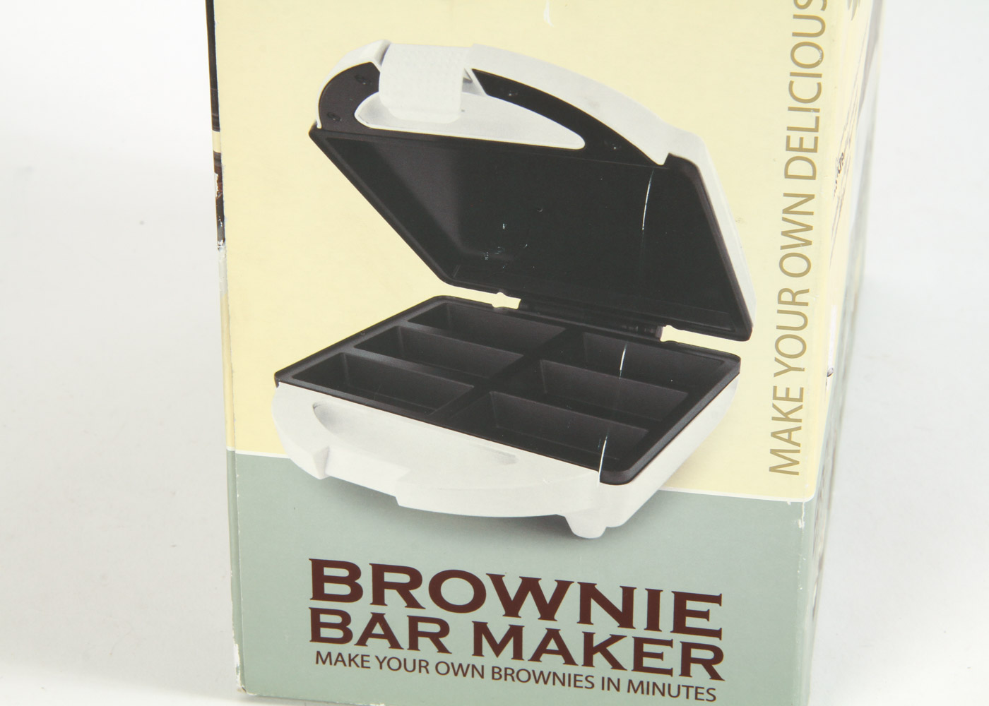 Brownie Bar Maker With a Casserole Dish