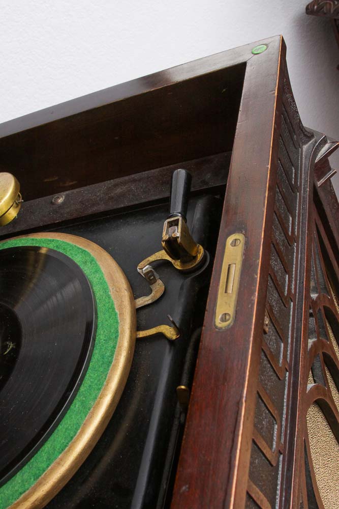 Thomas A. Edison Disc Phonograph