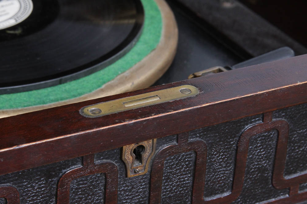 Thomas A. Edison Disc Phonograph