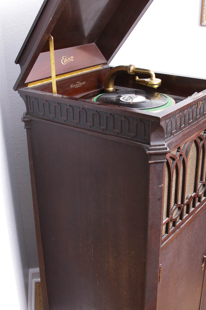 Thomas A. Edison Disc Phonograph