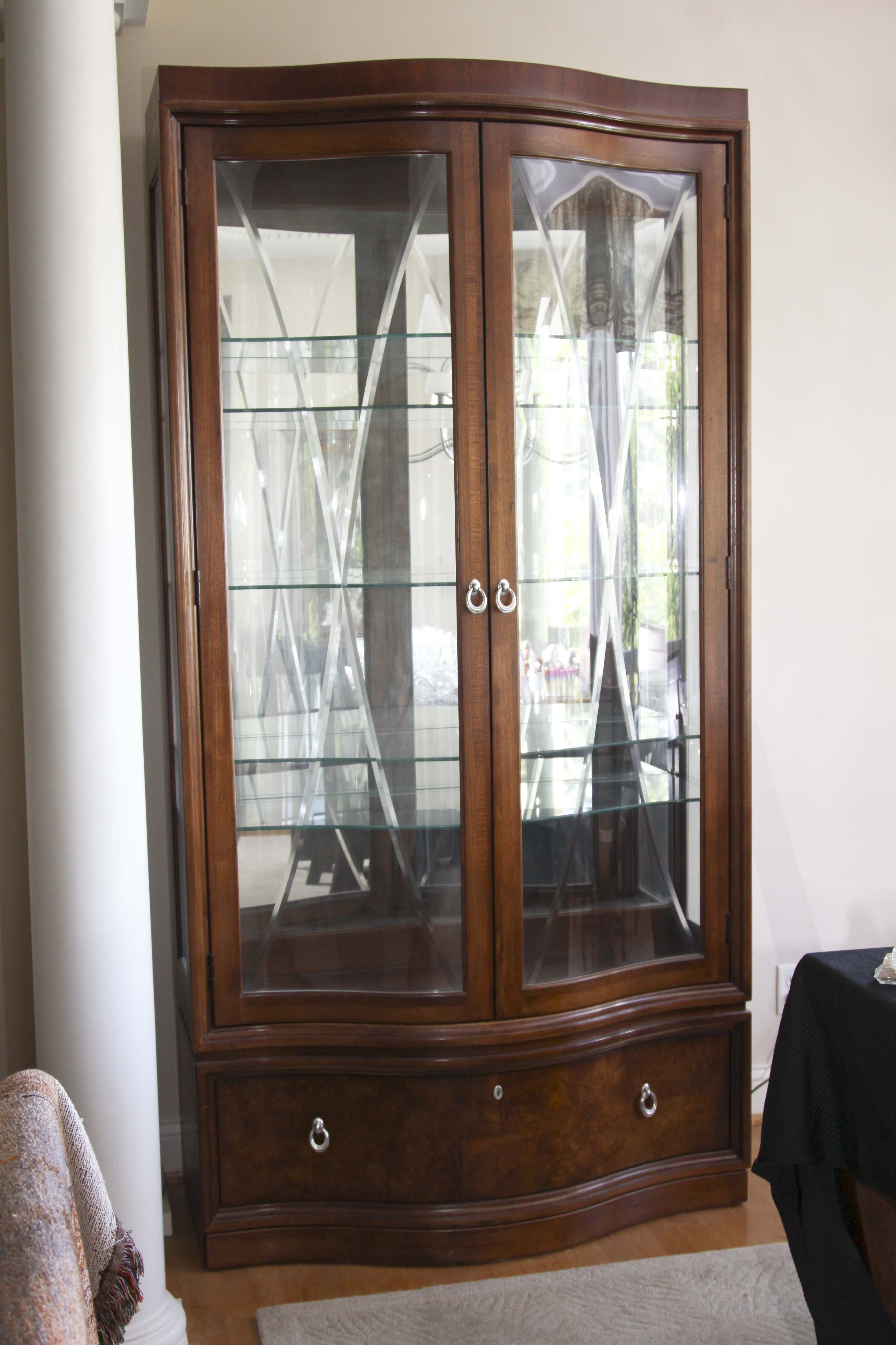 Thomasville Curio Cabinet