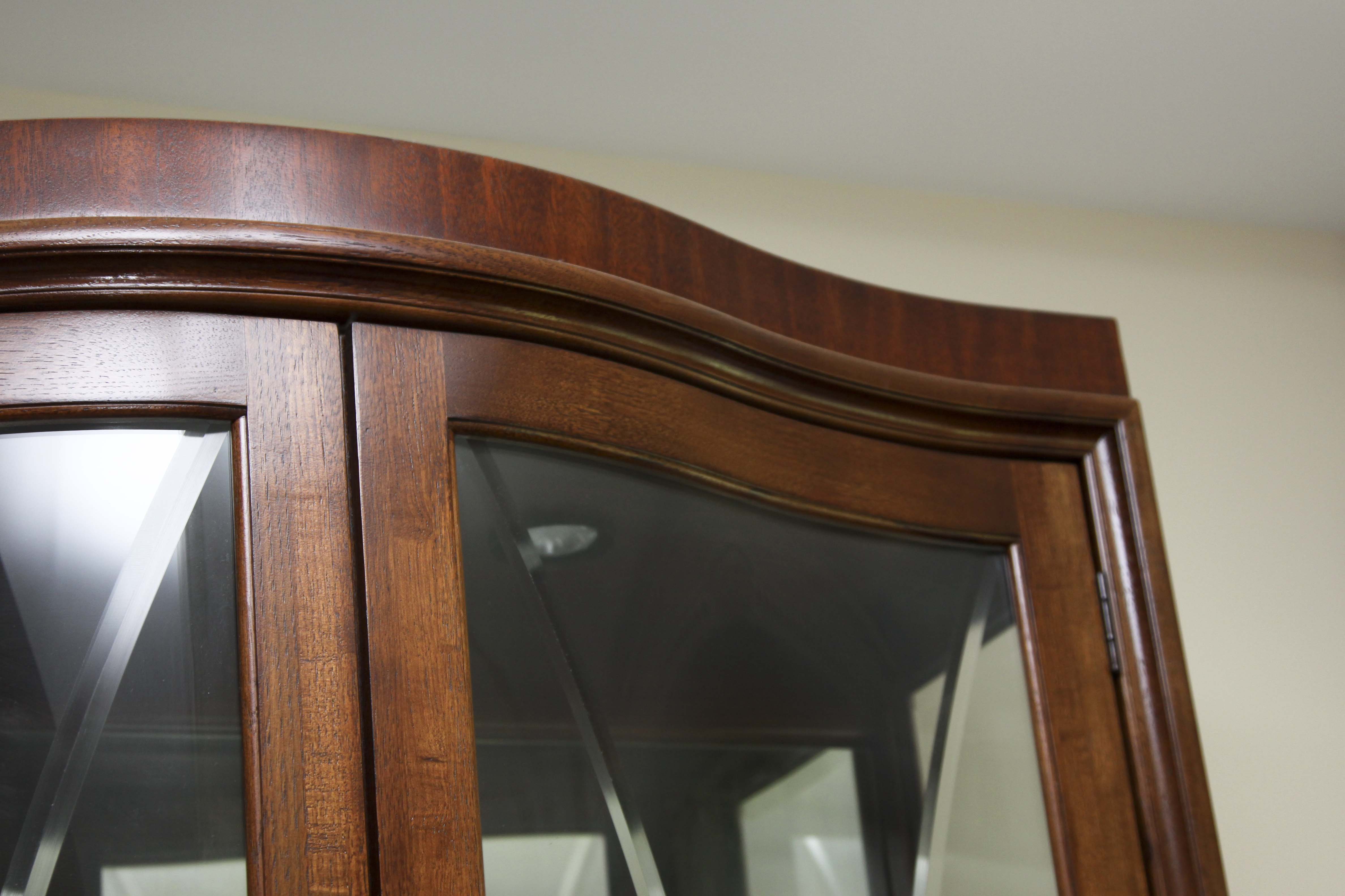 Thomasville Curio Cabinet