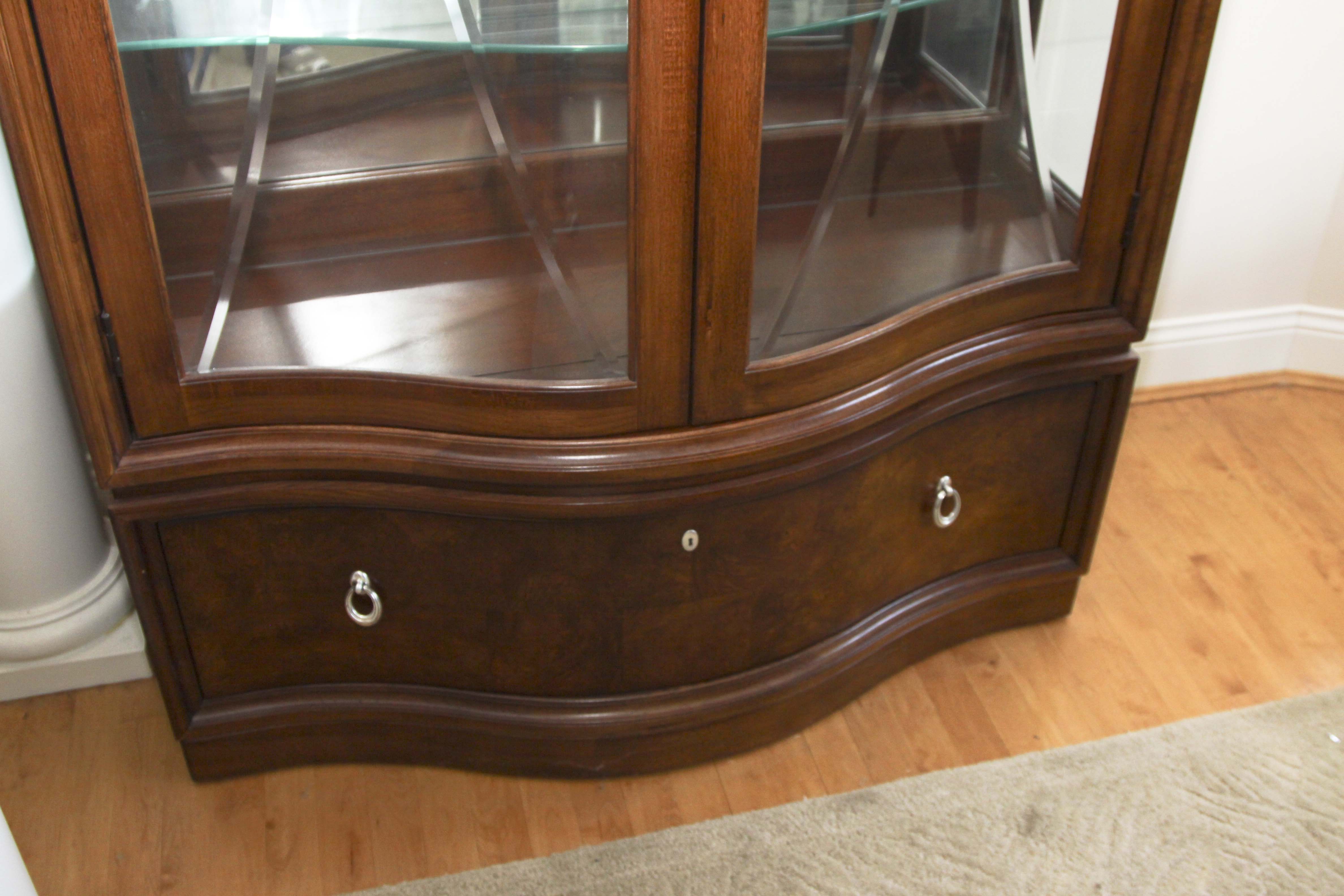 Thomasville Curio Cabinet