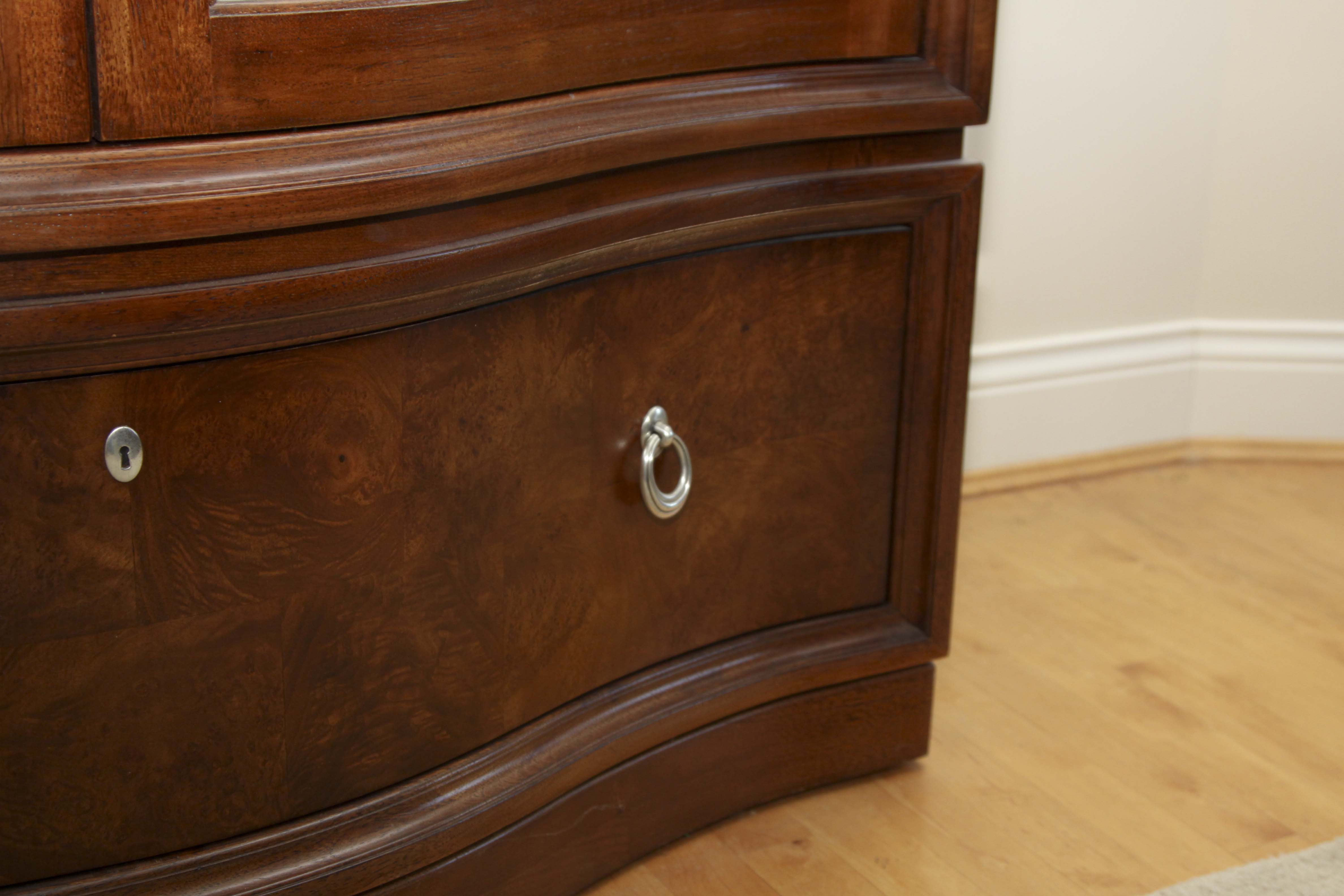 Thomasville Curio Cabinet