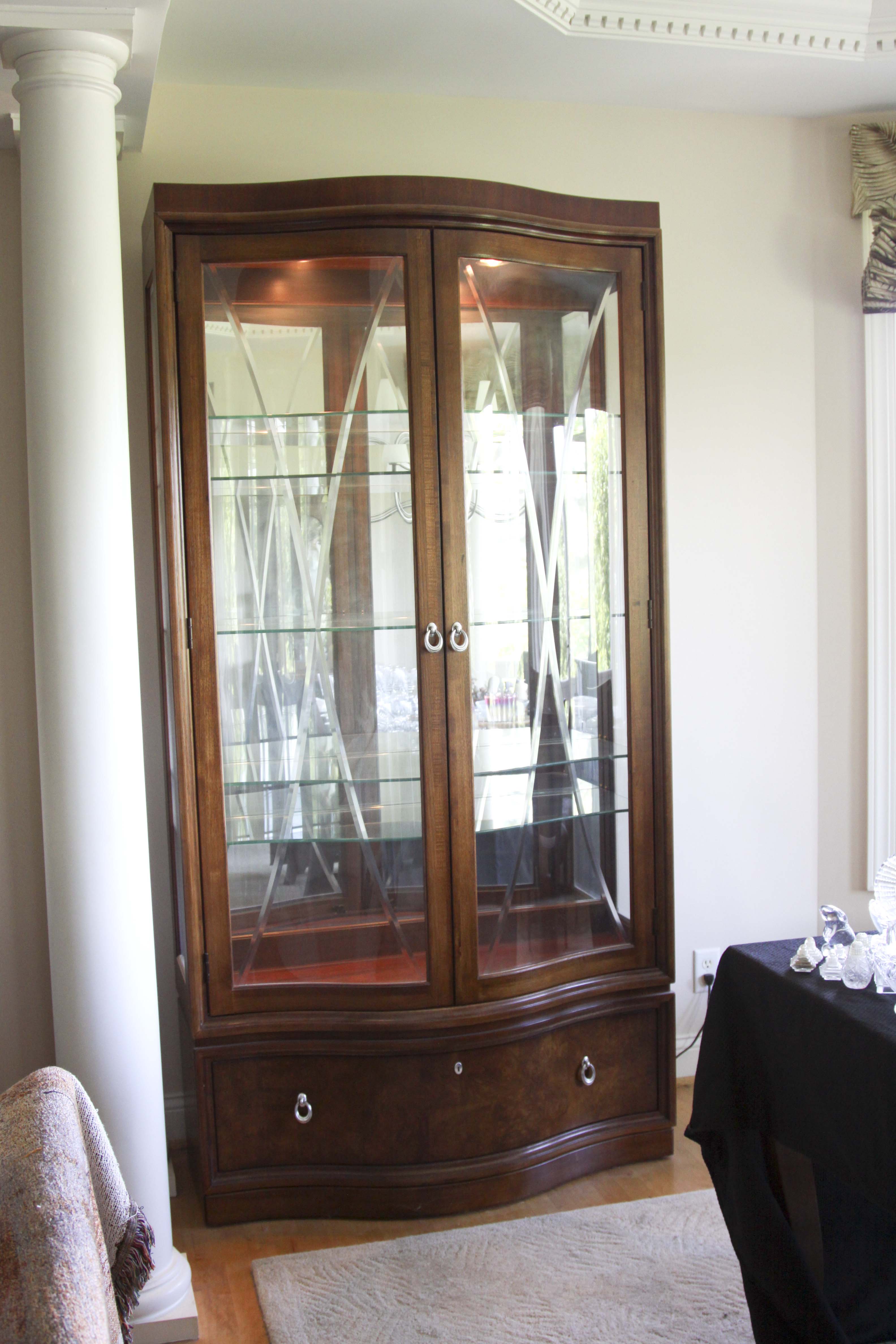 Thomasville Curio Cabinet