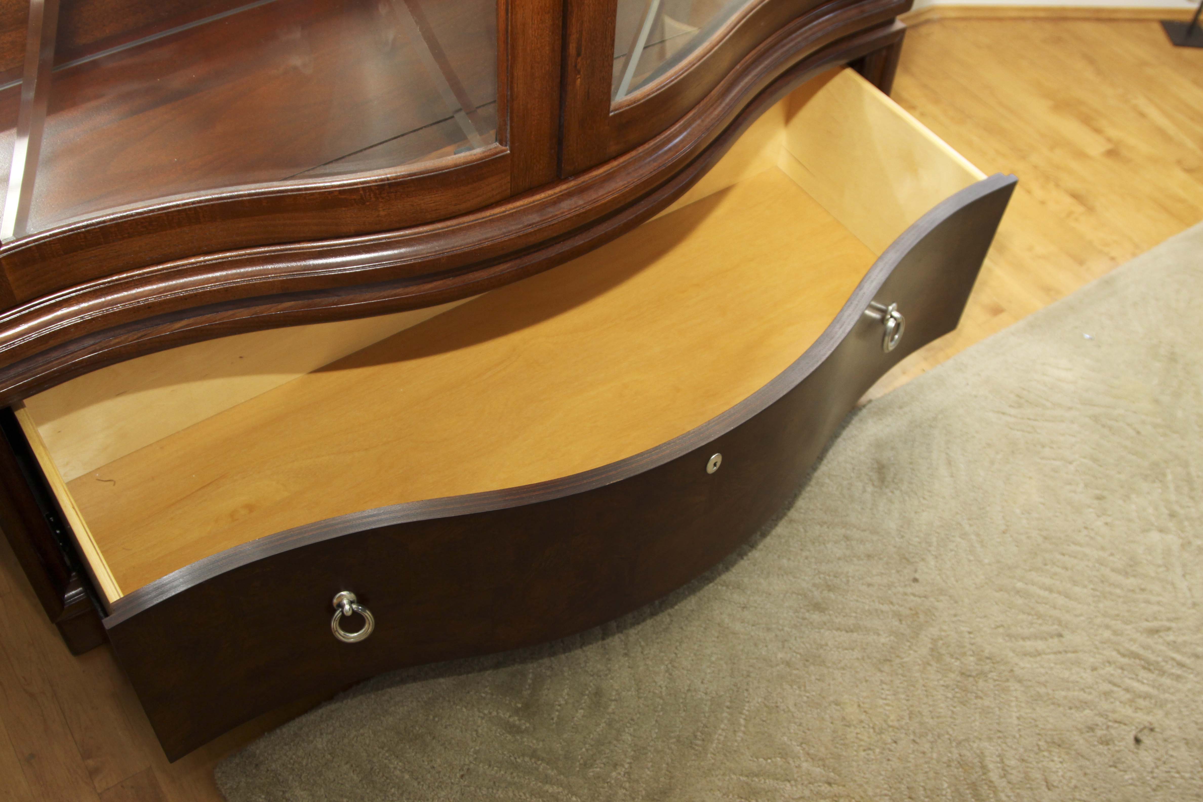 Thomasville Curio Cabinet