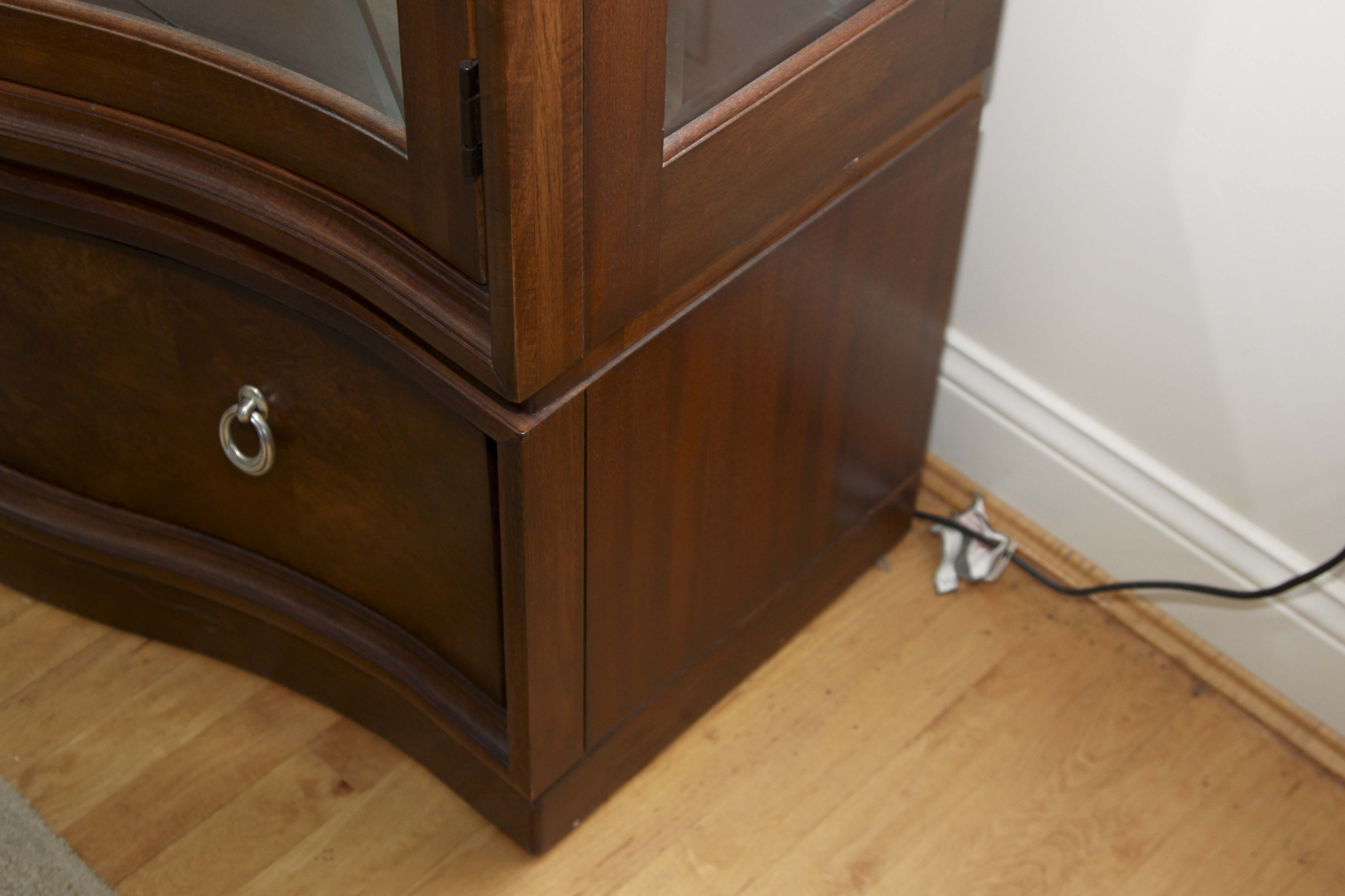 Thomasville Curio Cabinet