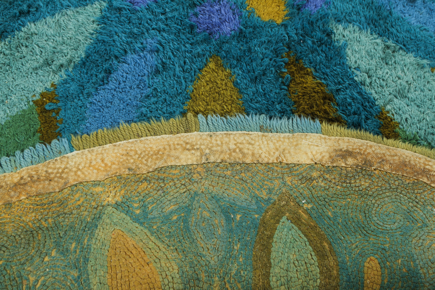 Vintage Cynthia Sargent Hooked Round Rug