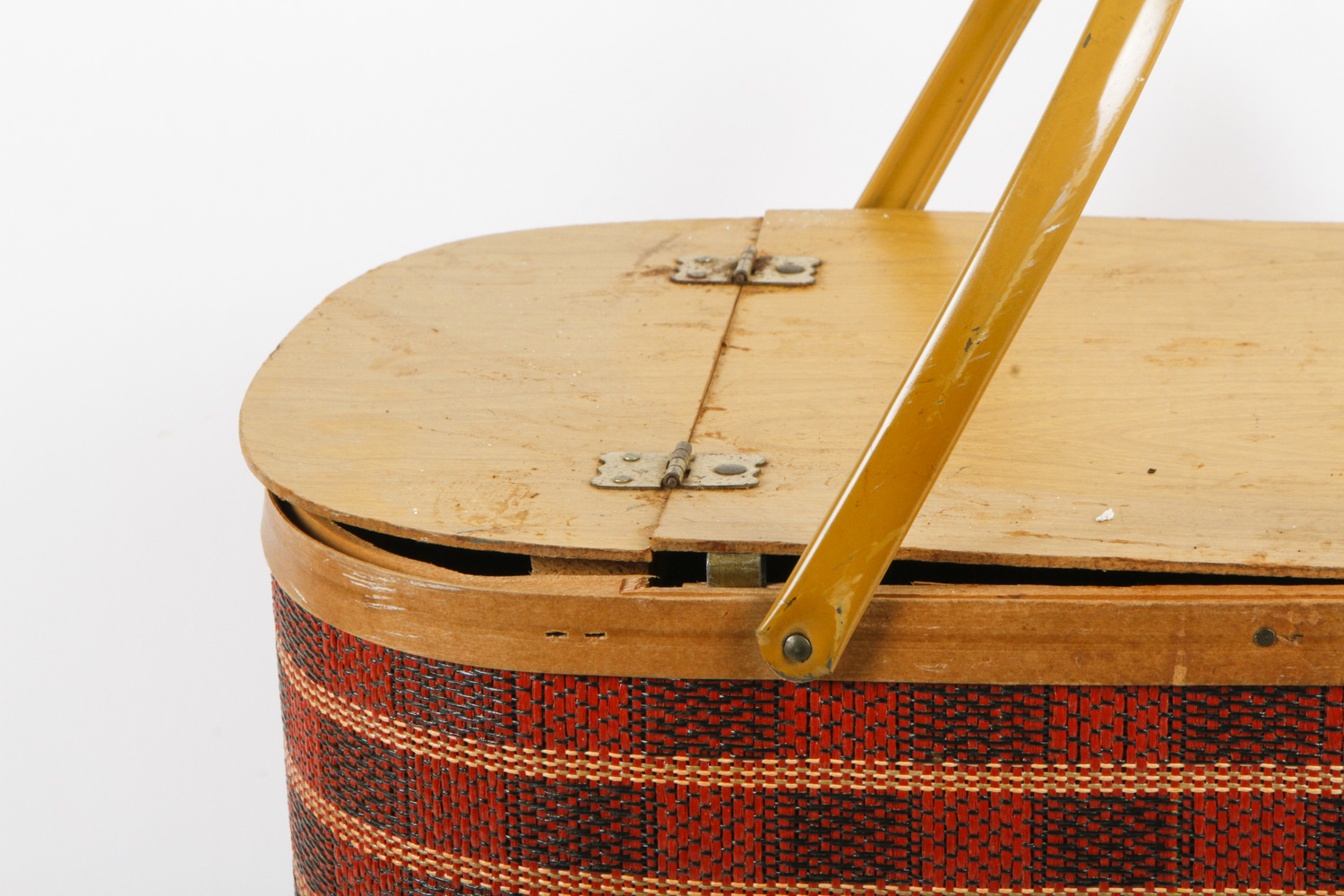 Vintage Wicker Picnic Basket With Canteens