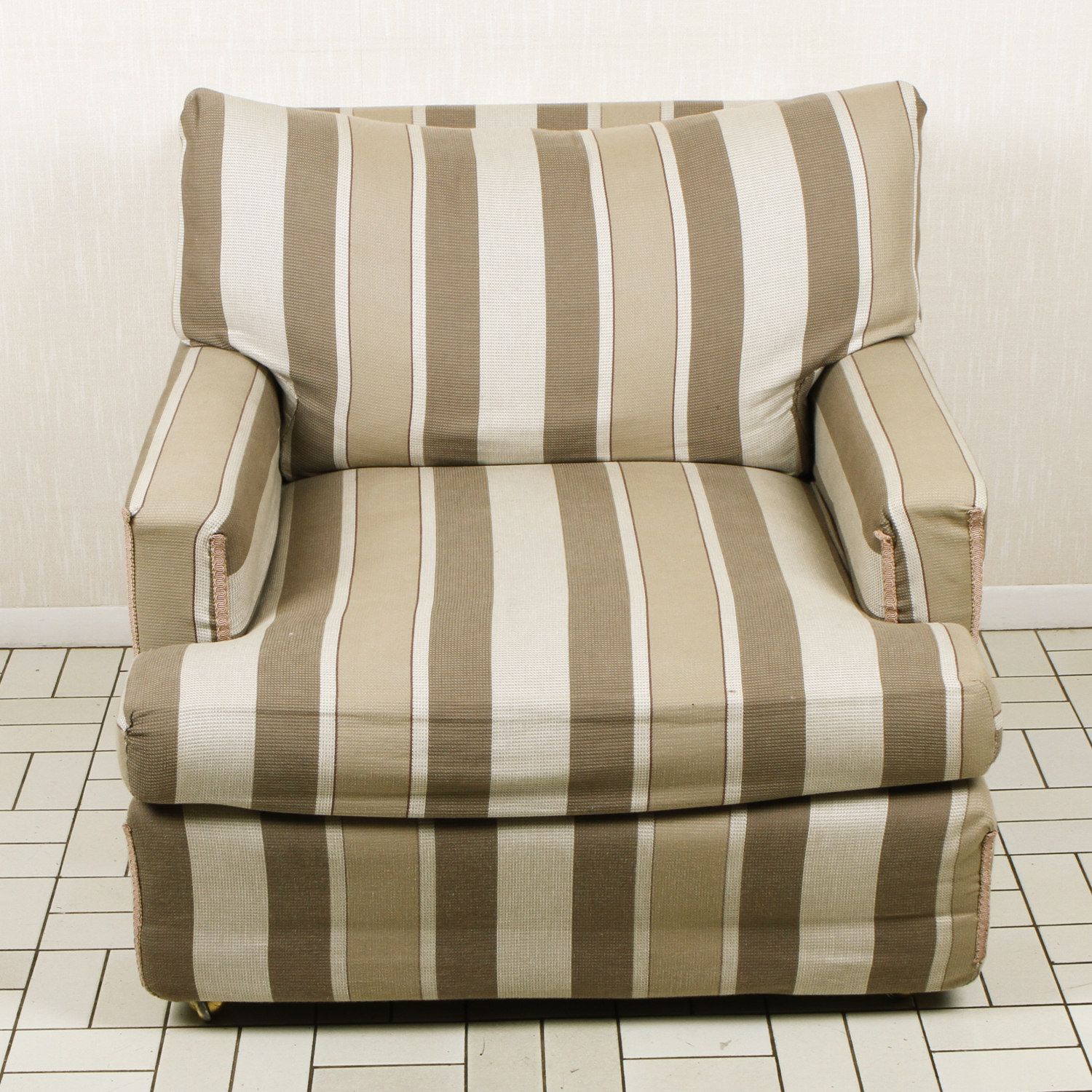 Upholstered Arm Chair