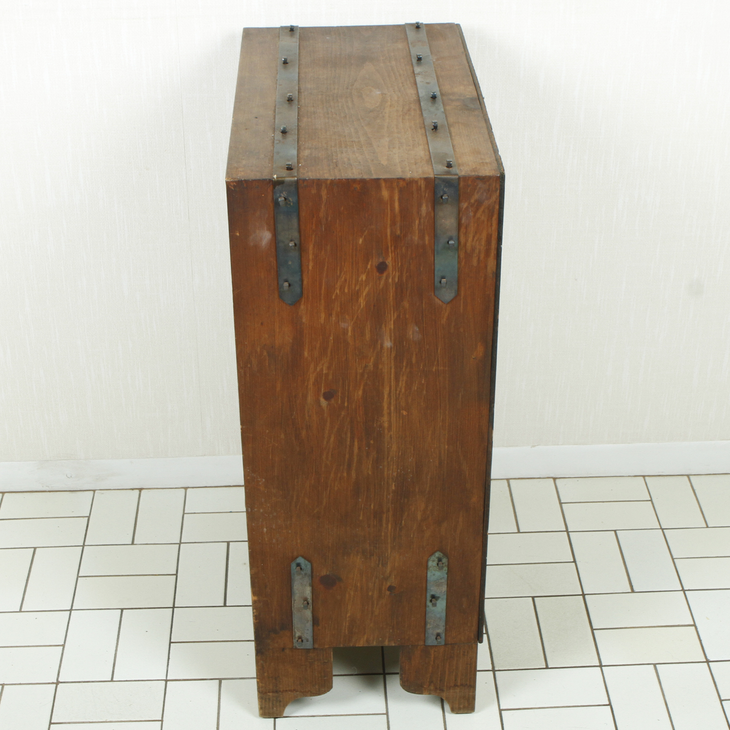 Arts and Crafts Style Oak Wine Rack